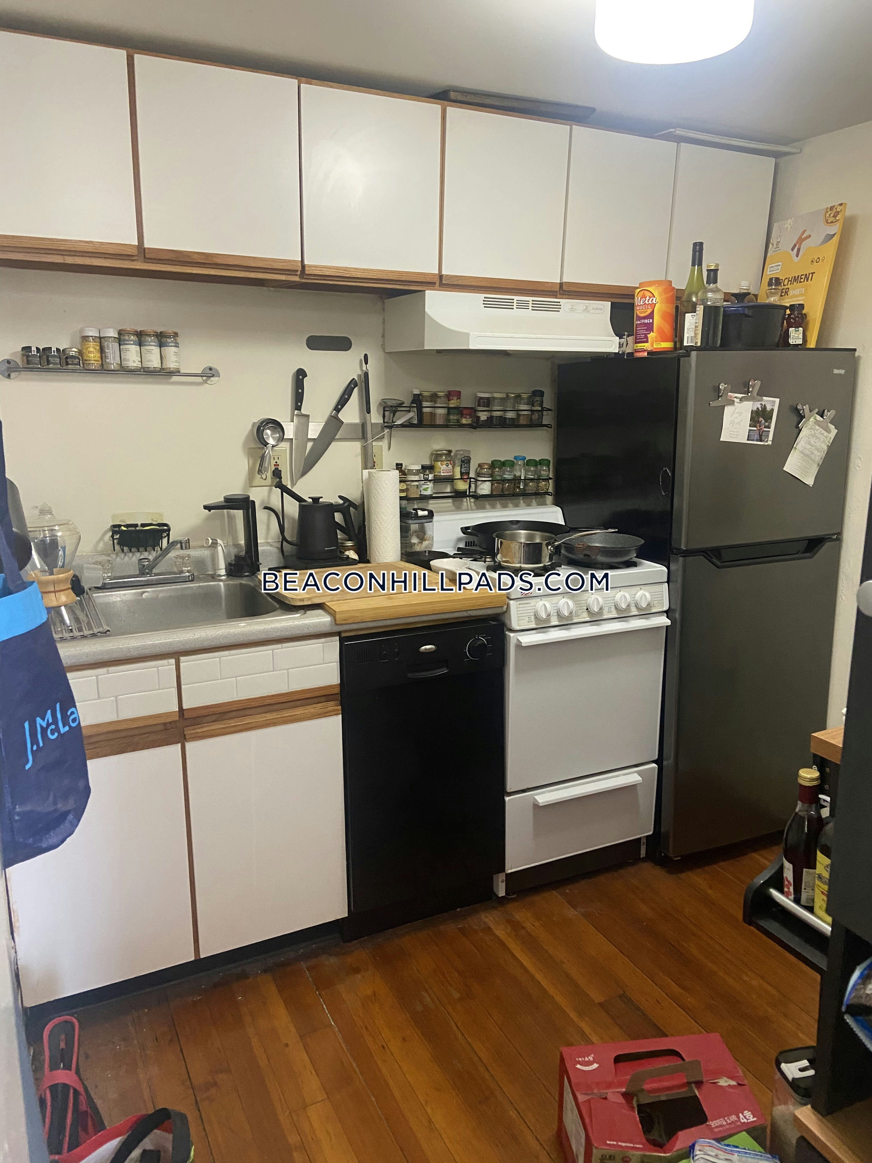 224 Cambridge St, Beacon Hill