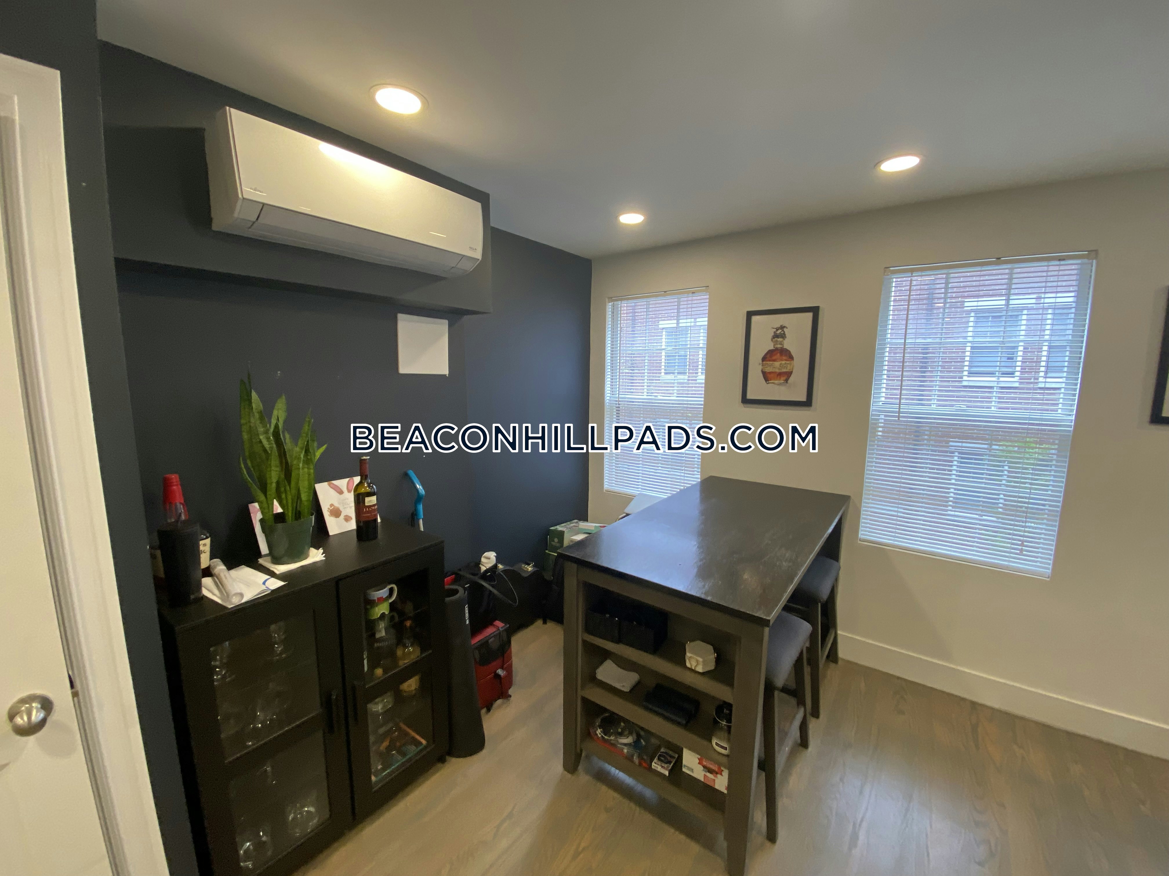 61 Joy St, Beacon Hill