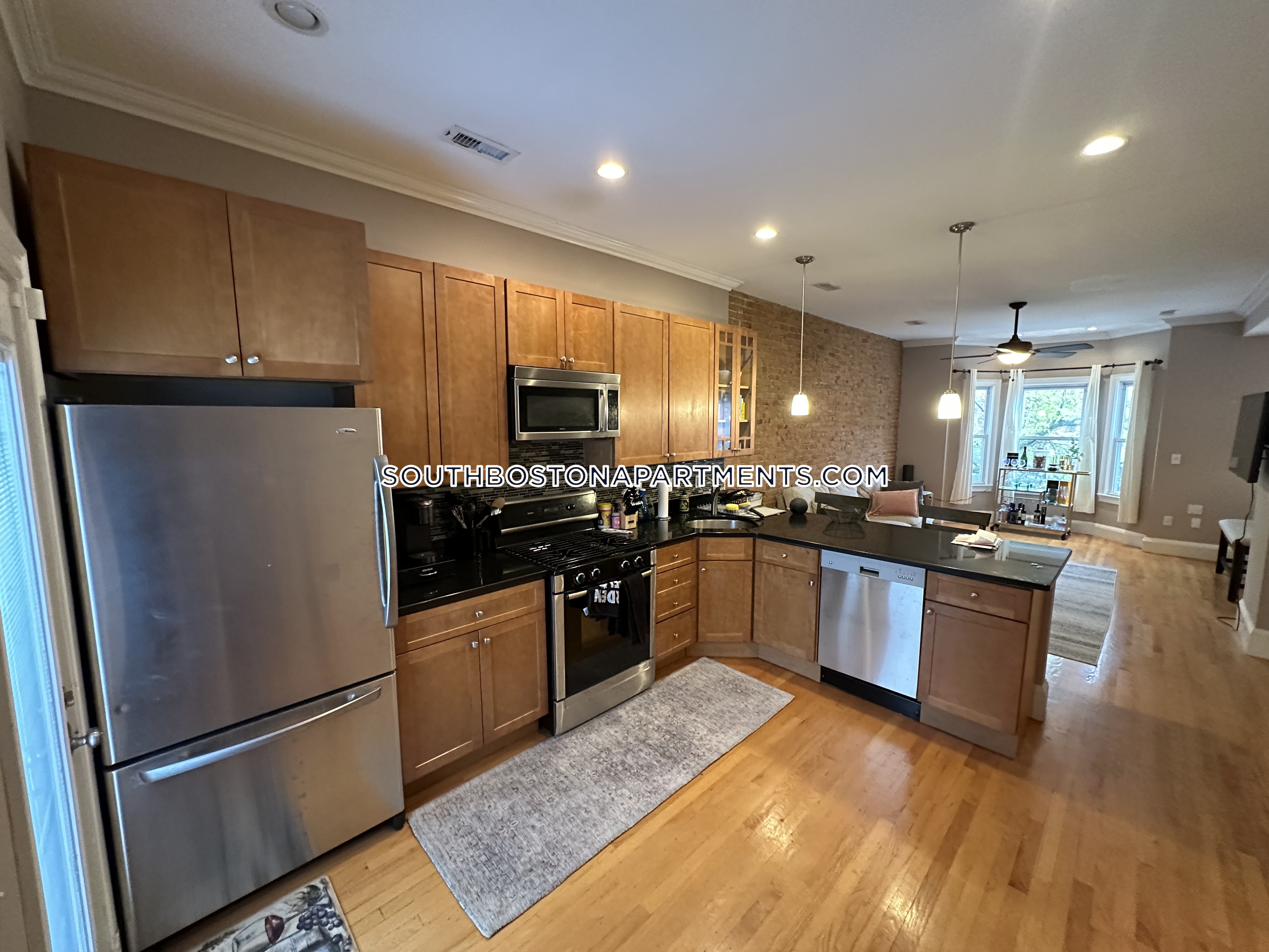 108 P St, South Boston