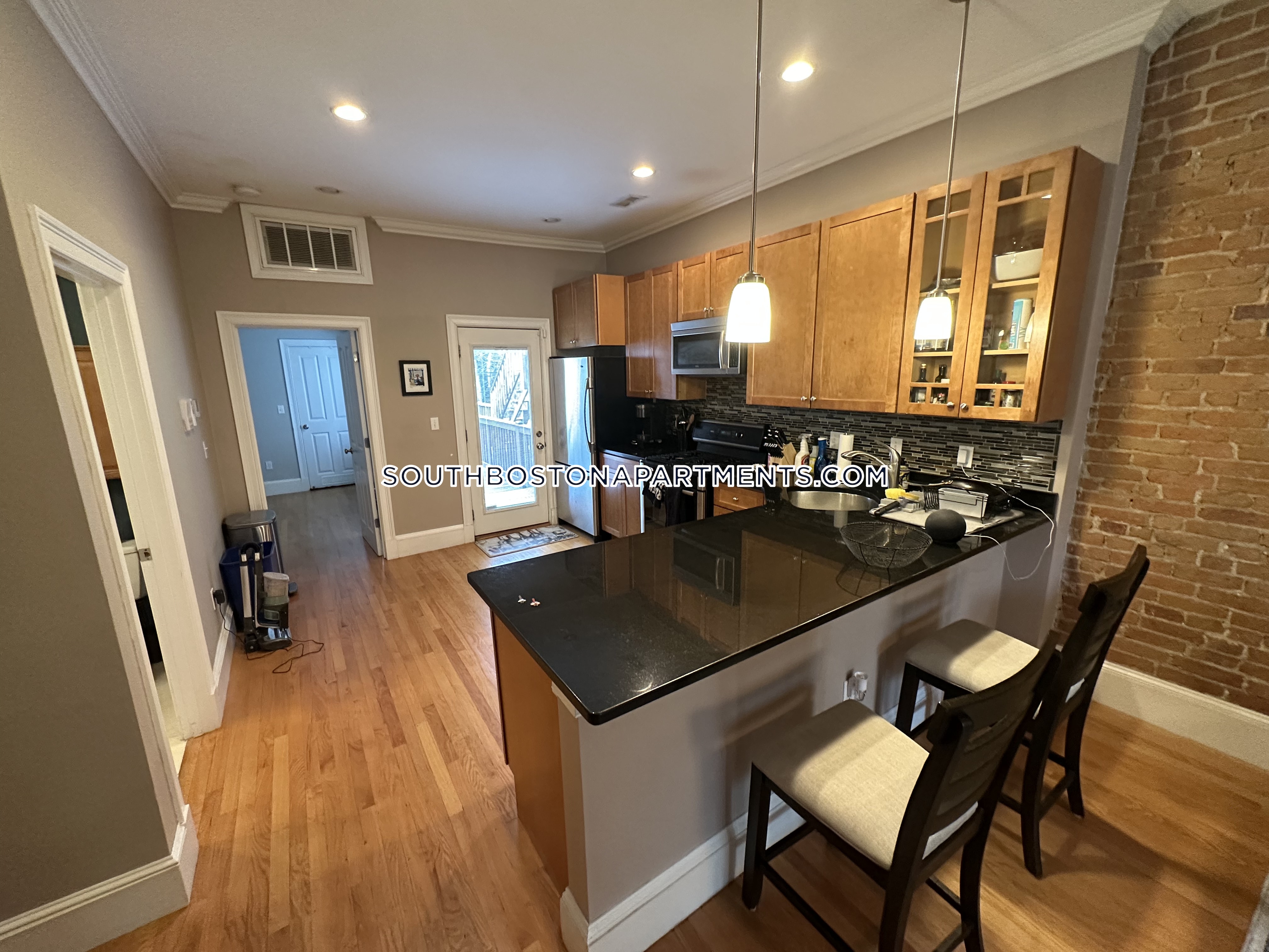 108 P St, South Boston