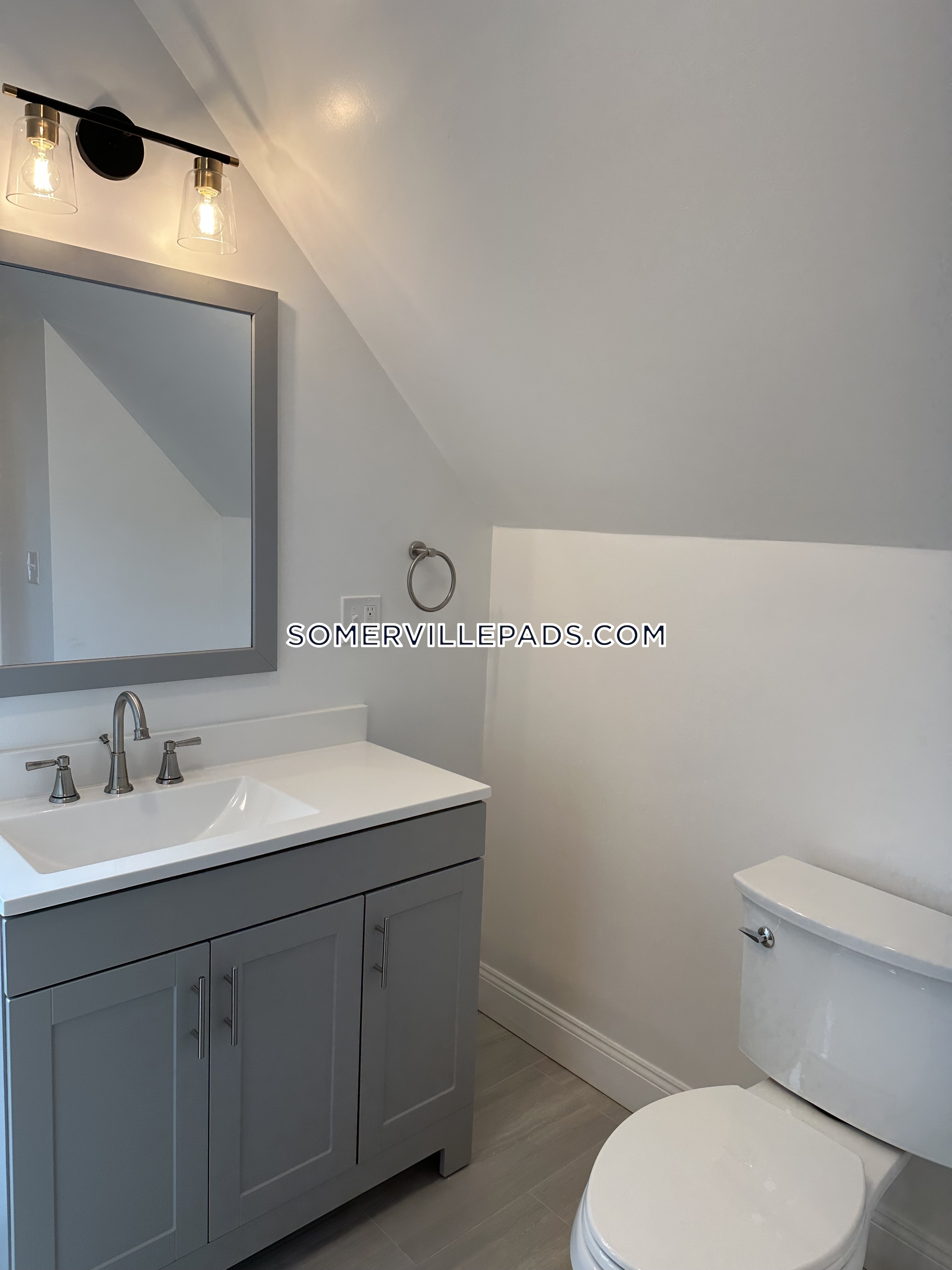 73 Cameron Ave, Teele Square