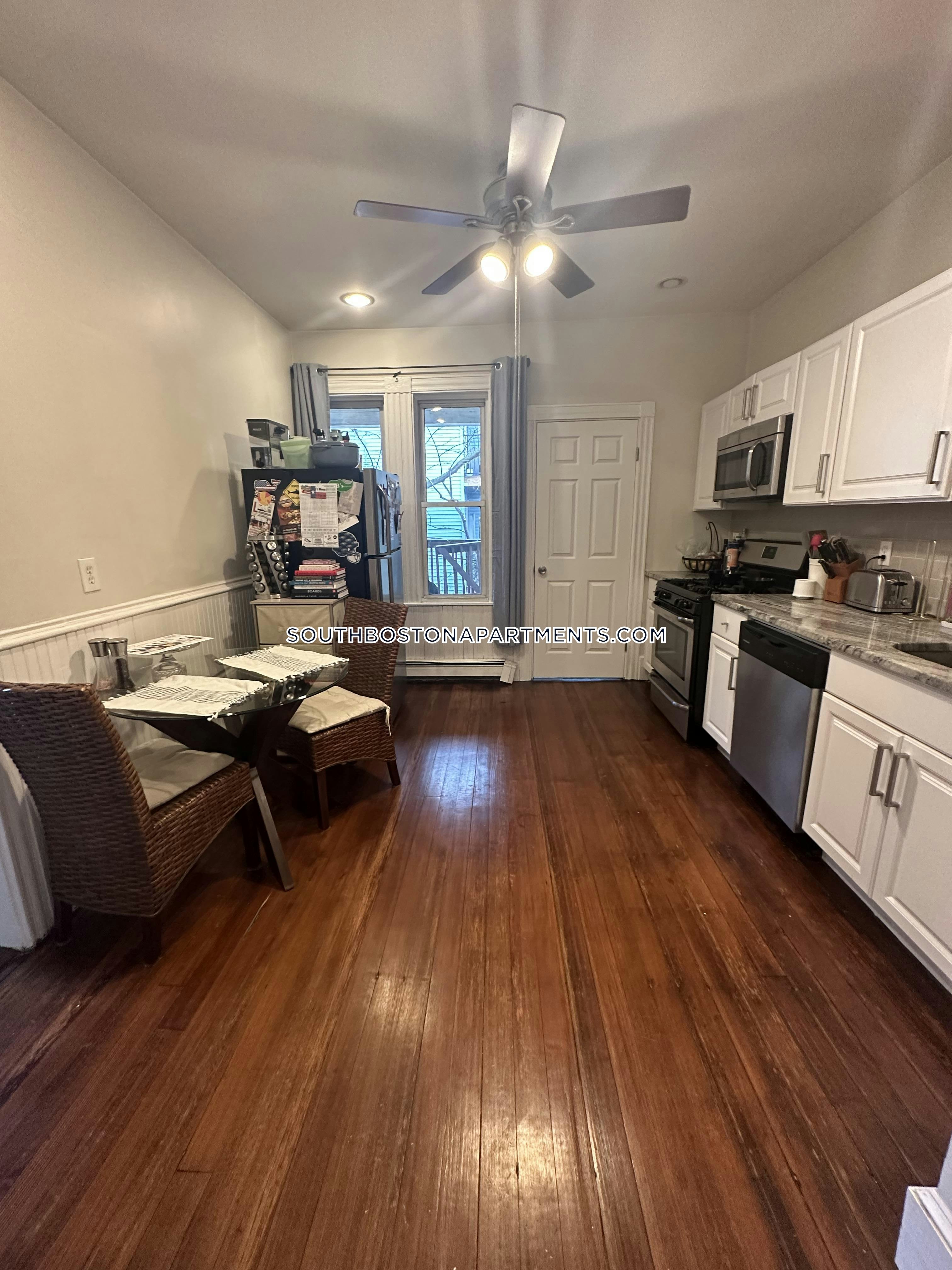 6 Hart, South Boston