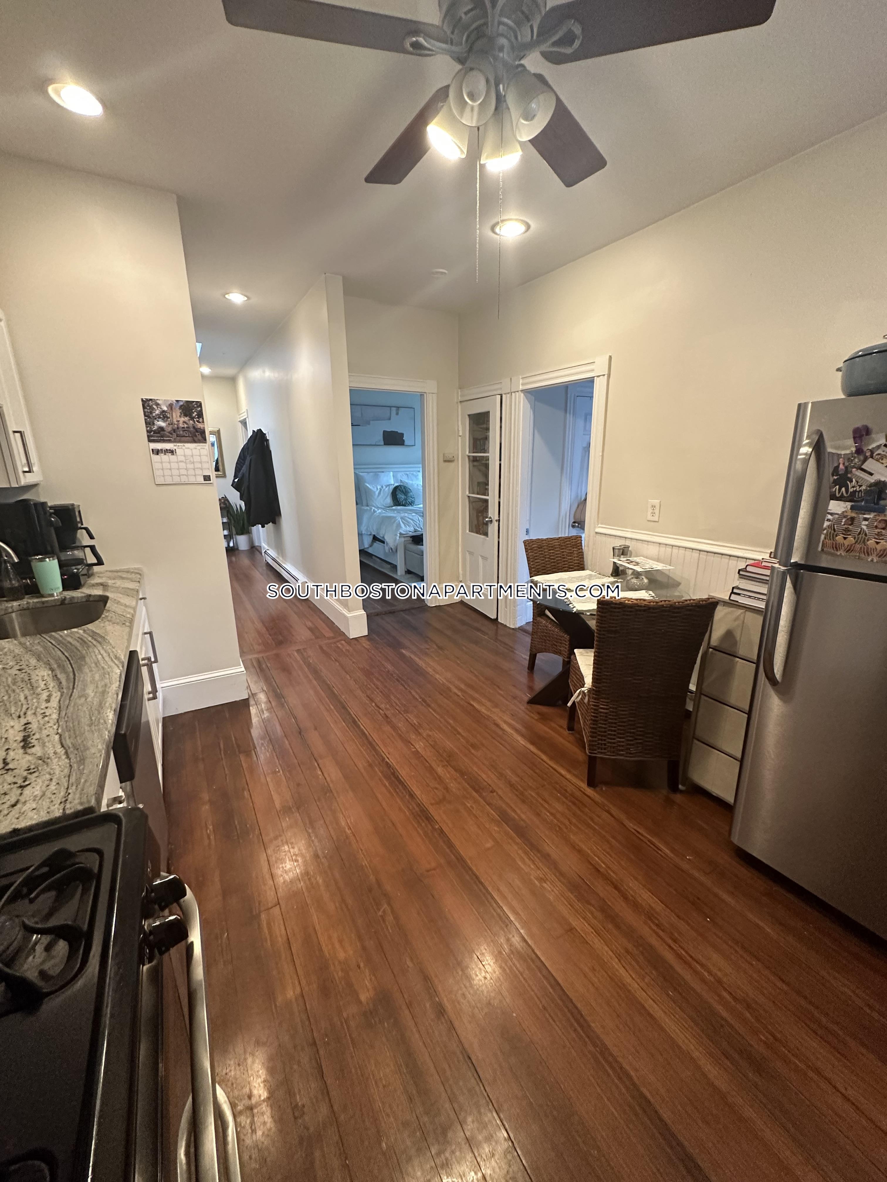 6 Hart Pl, South Boston