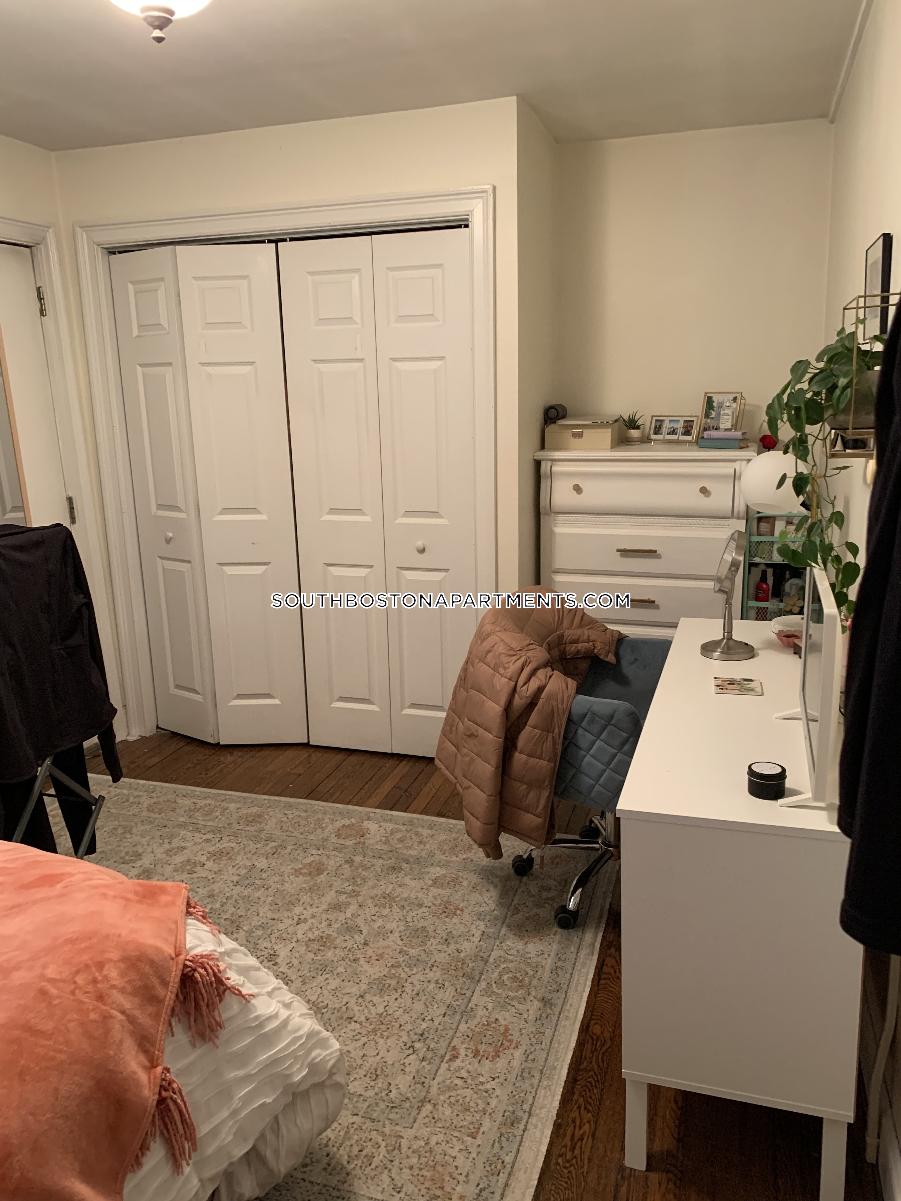 819 Broadway, South Boston