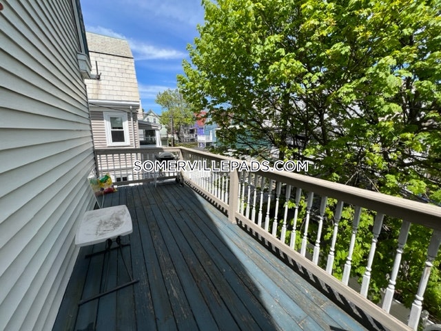 33 Ossipee Rd, Teele Square