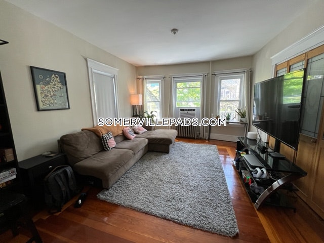 33 Ossipee Rd, Teele Square