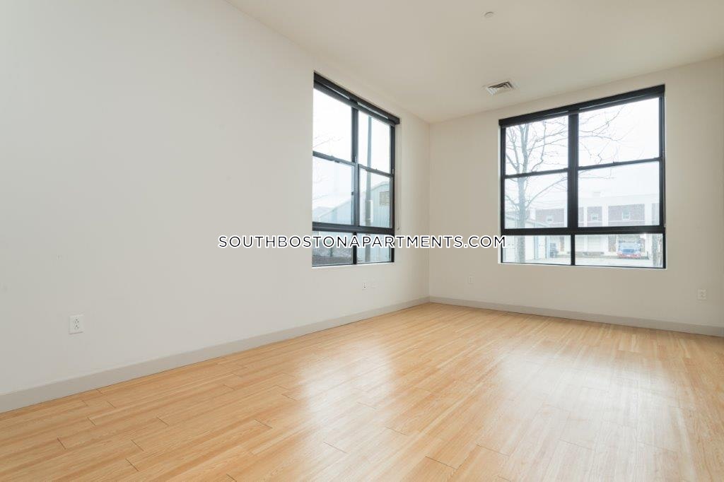 320 D St, South Boston