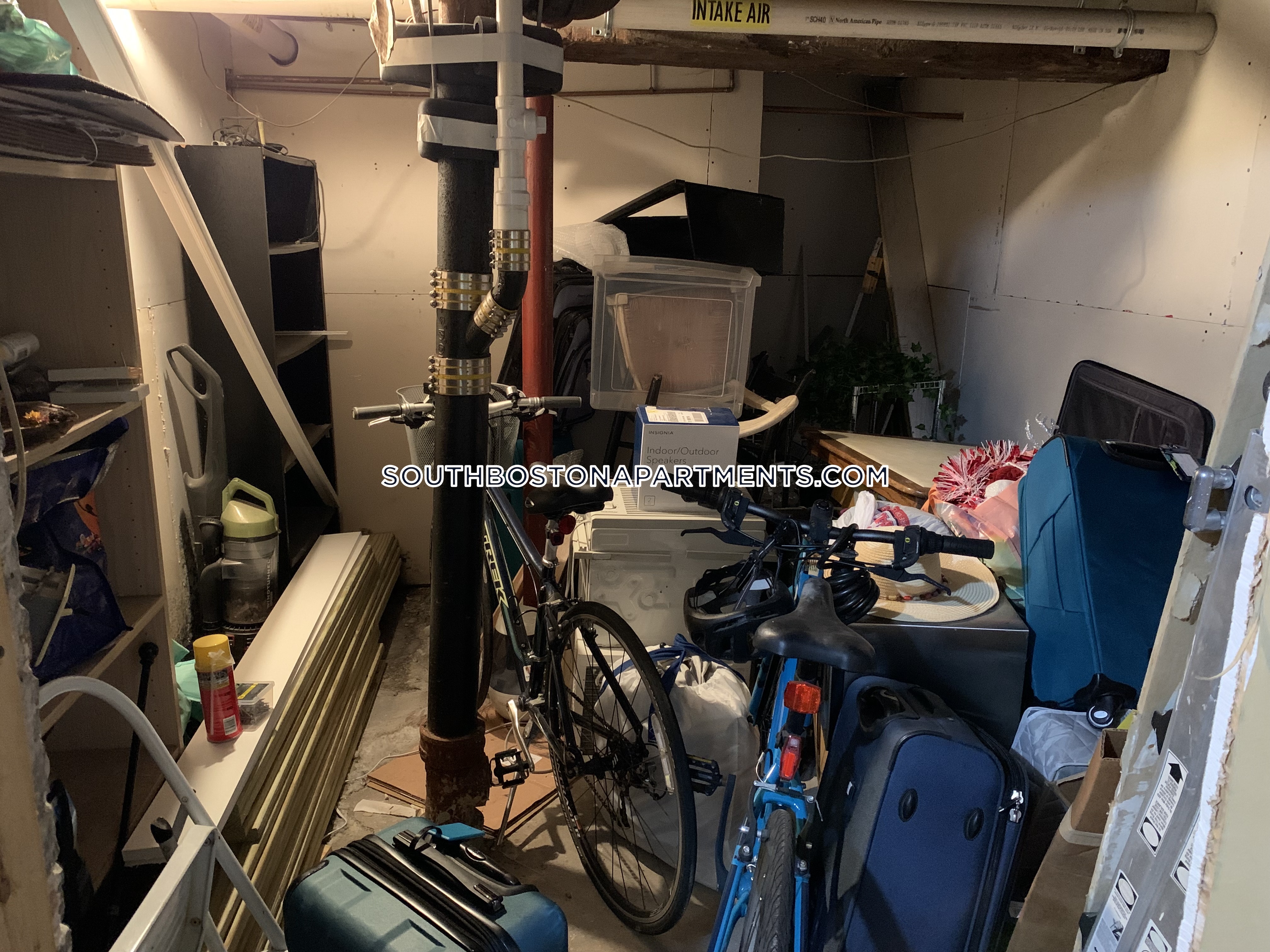 819 Broadway, South Boston