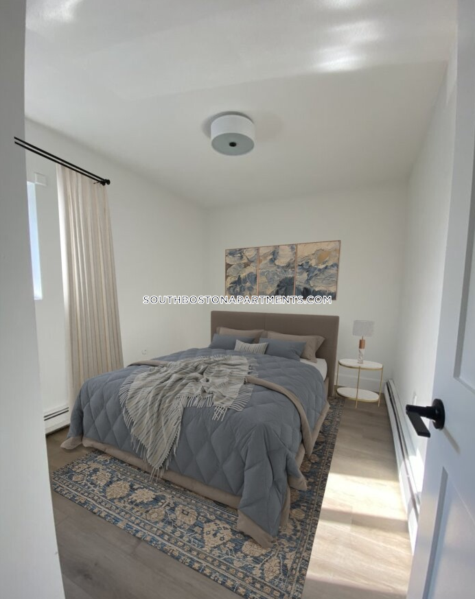 741 6th St, South Boston