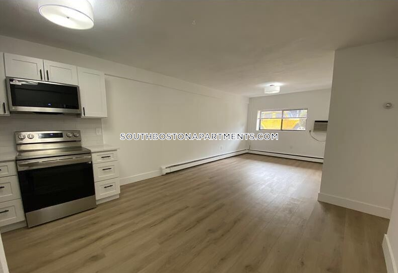 741 6th St, South Boston