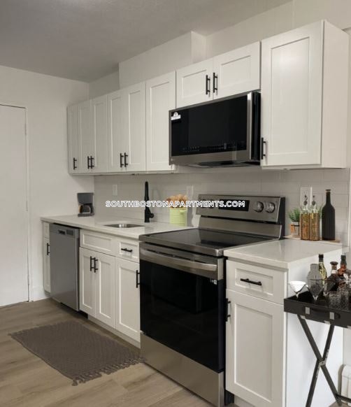 740 E 7th, South Boston