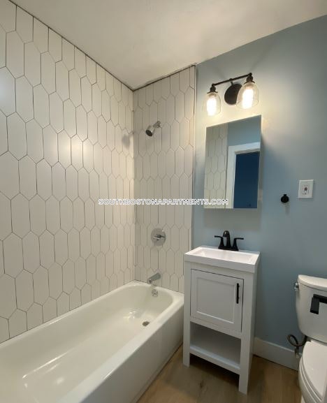 740 E 7th, South Boston