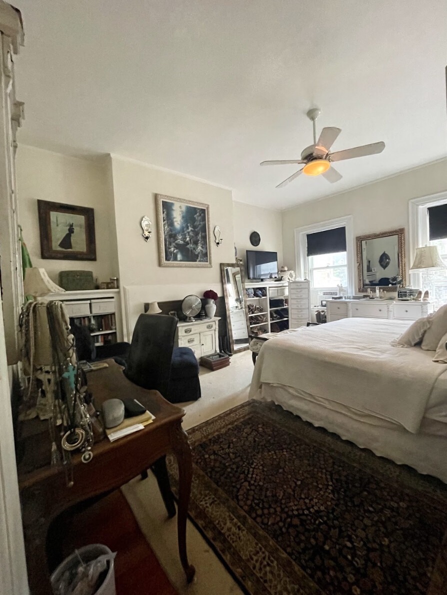 1685 Beacon St, Washington Square