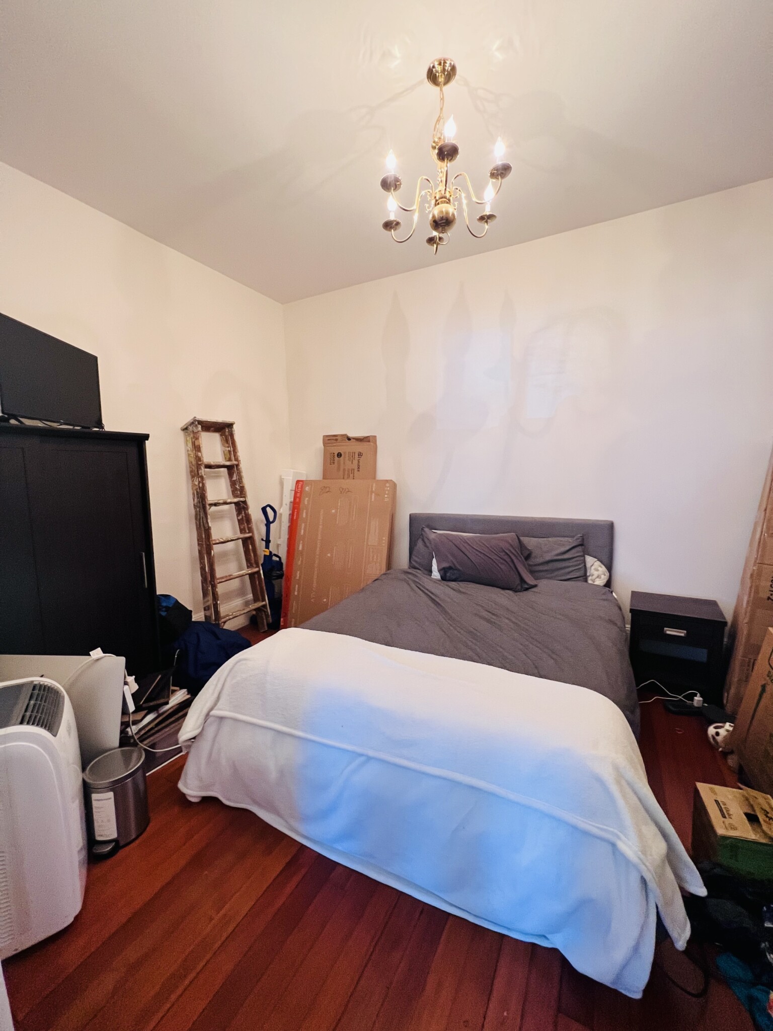 1685 Beacon St, Washington Square