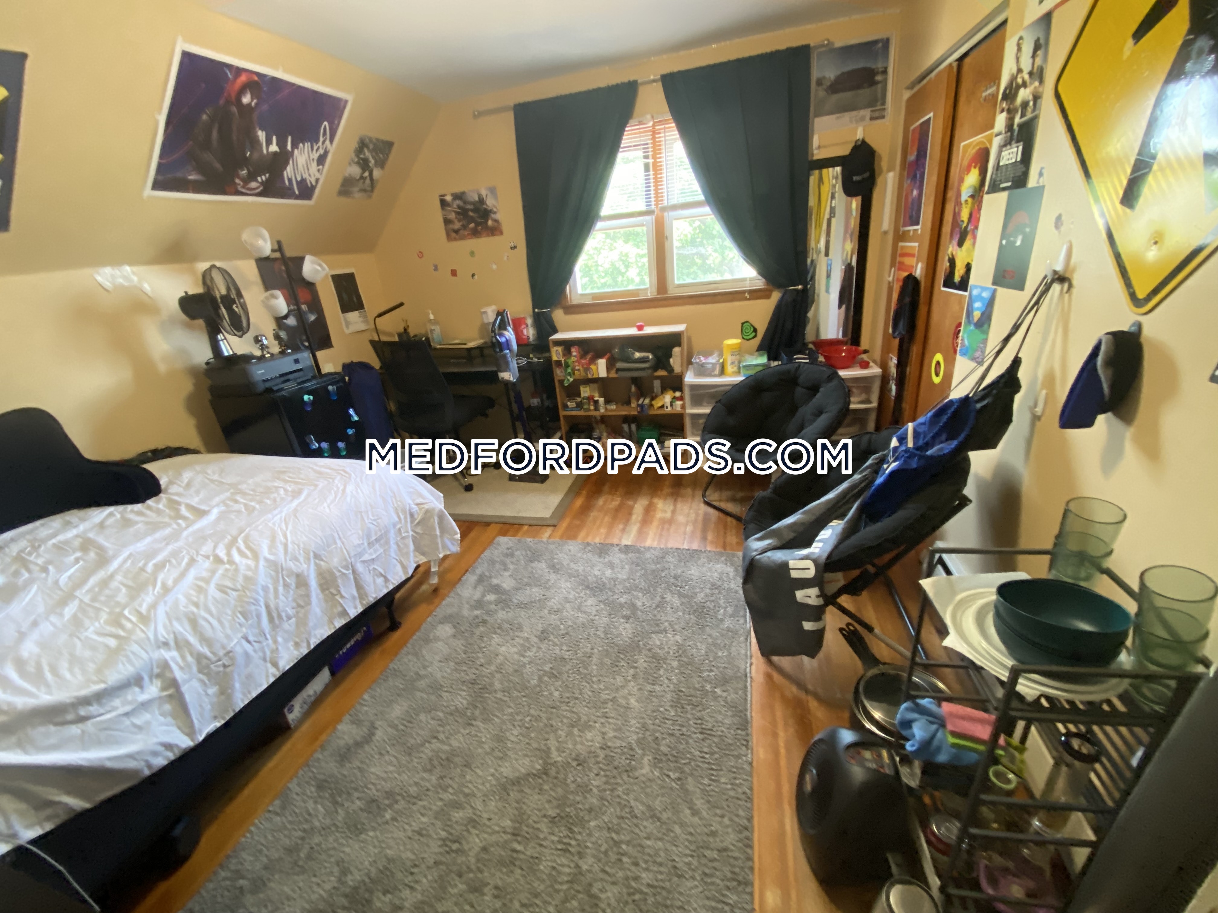 107 North St, Tufts University