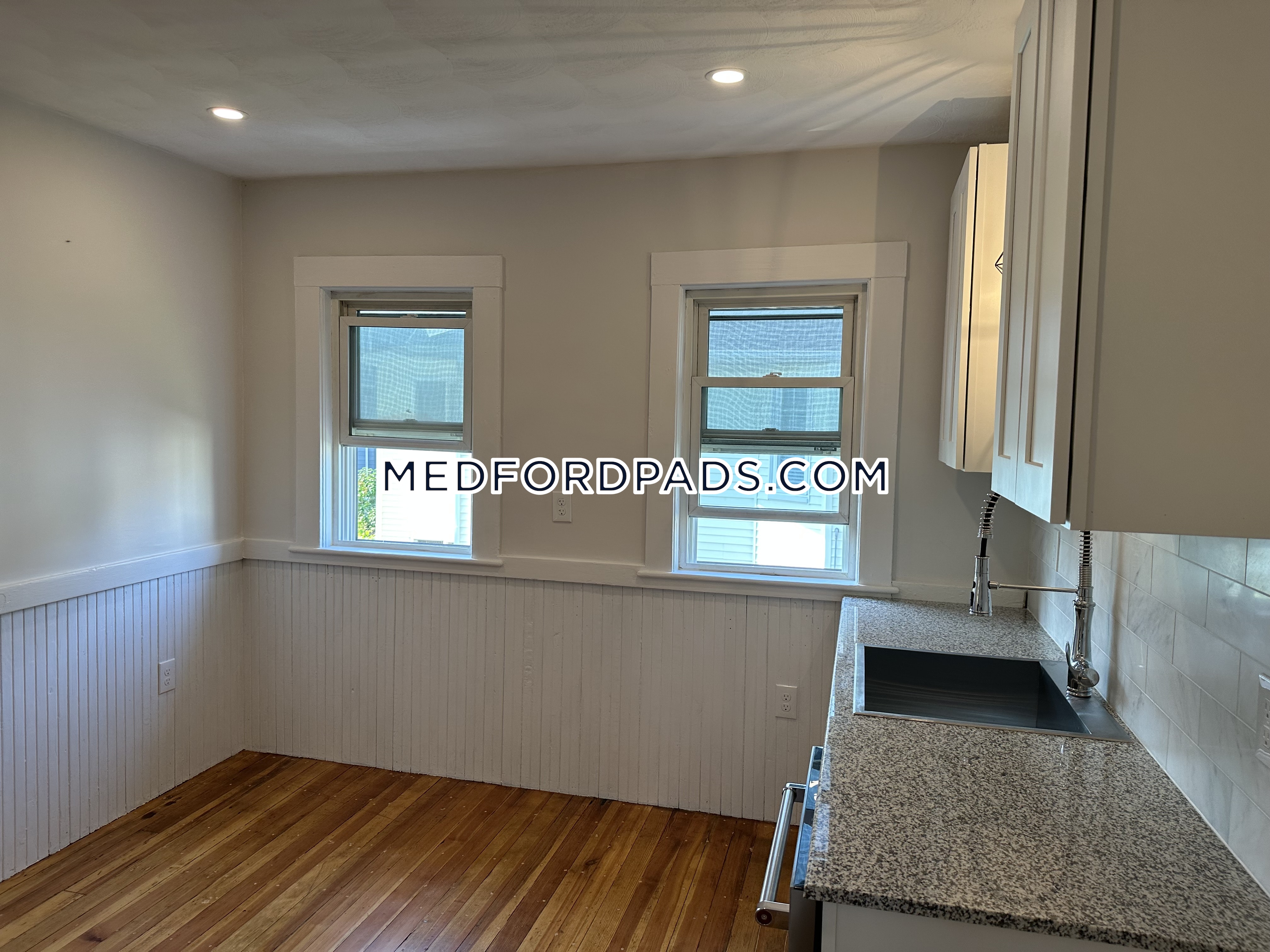 21 Renfrew St, Tufts University