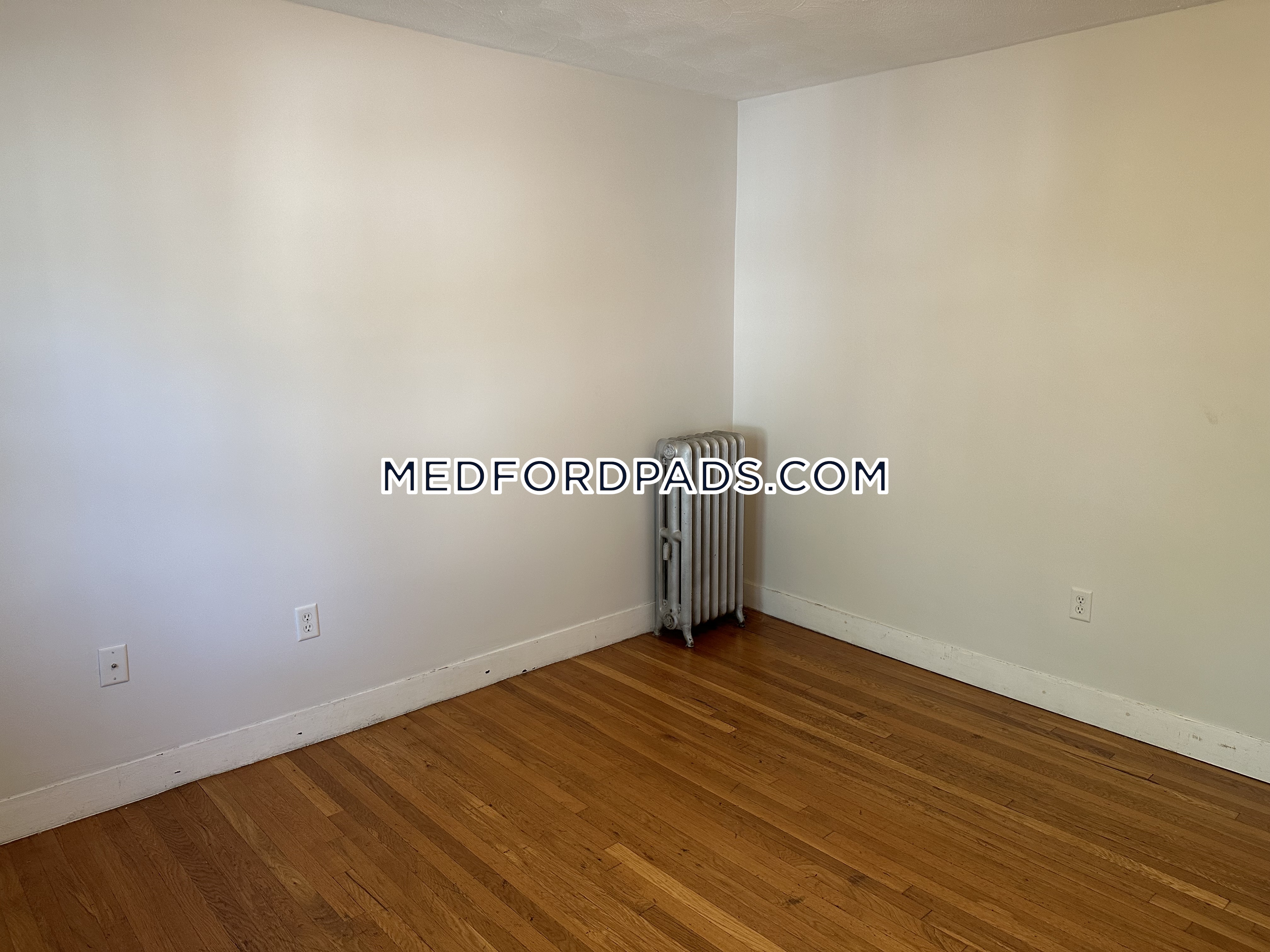 21 Renfrew St, Tufts University