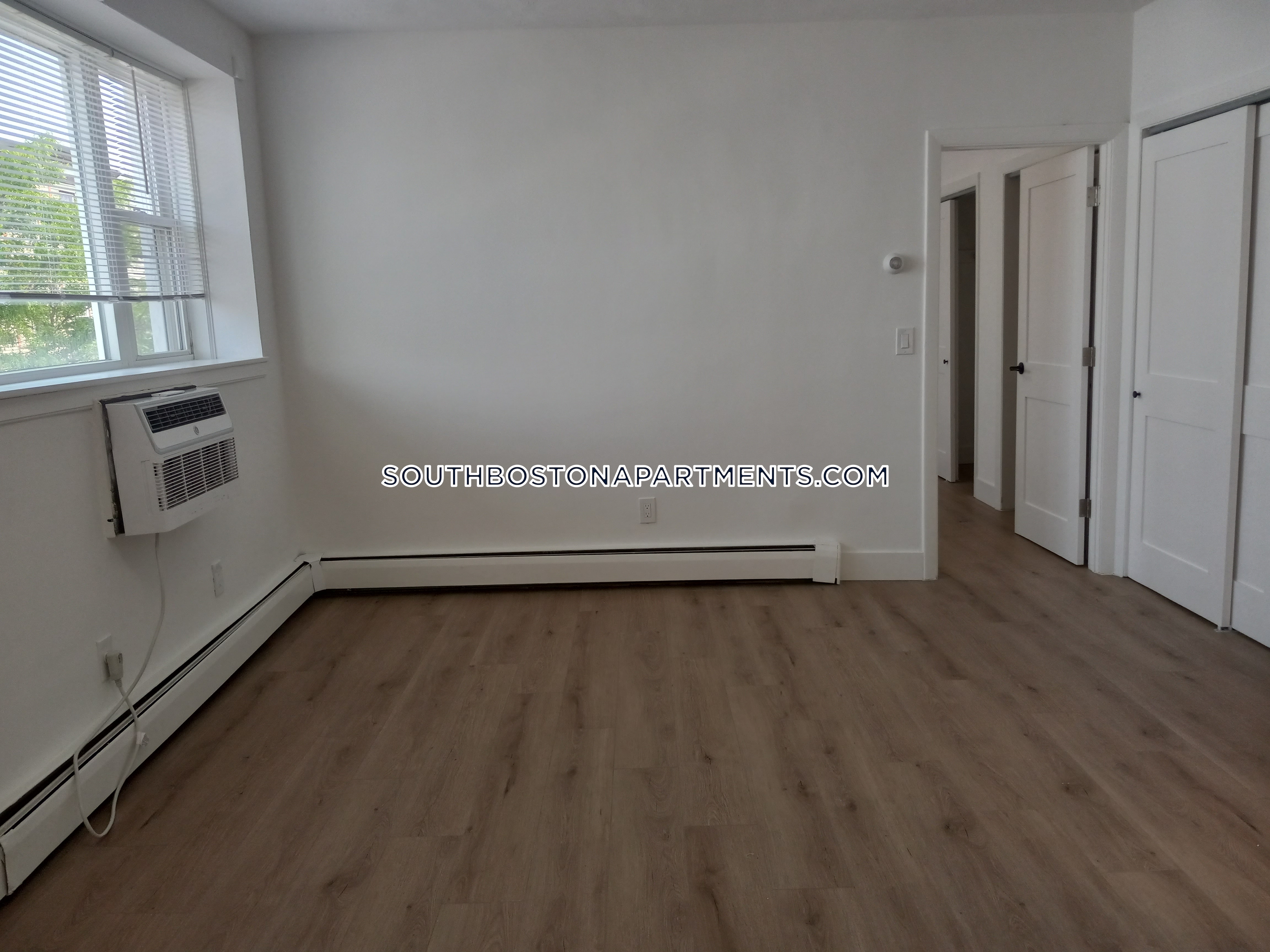 740 7th St, South Boston