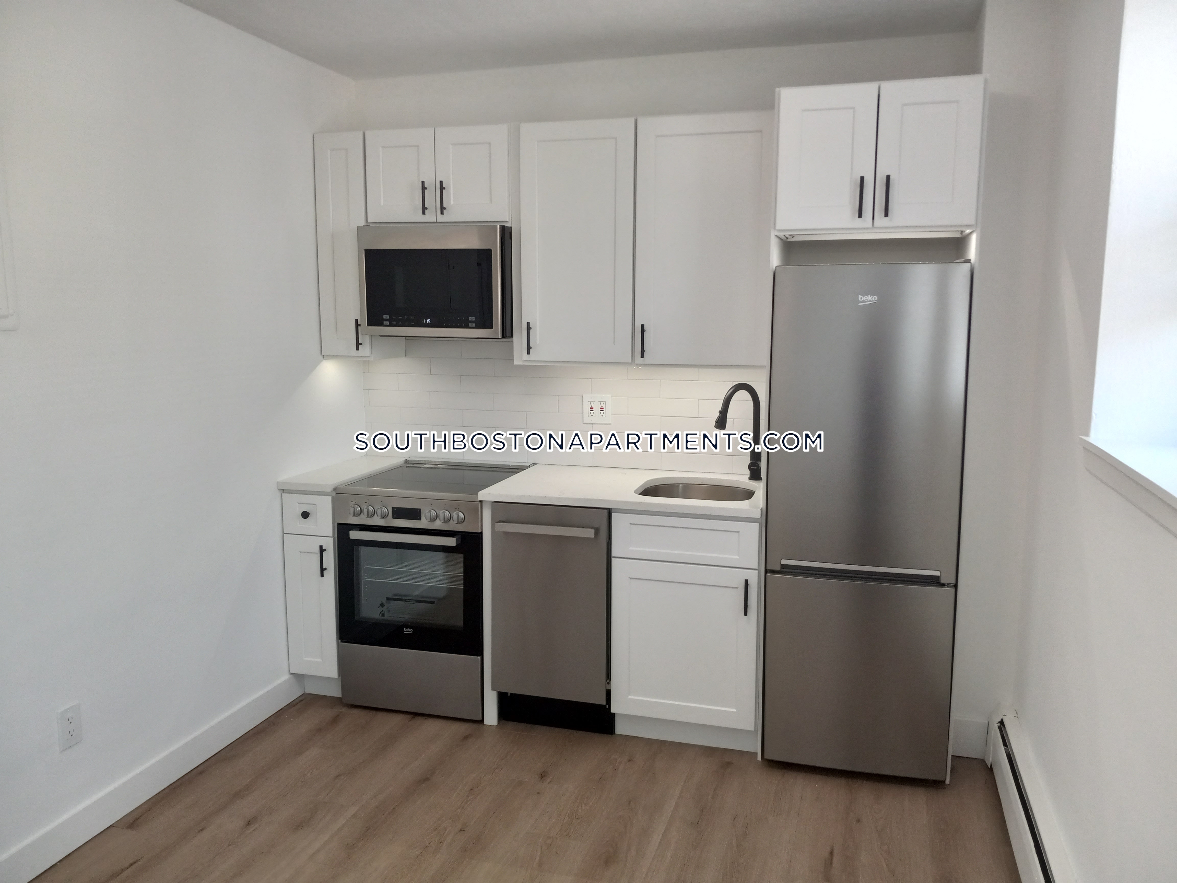 740 7th St, South Boston