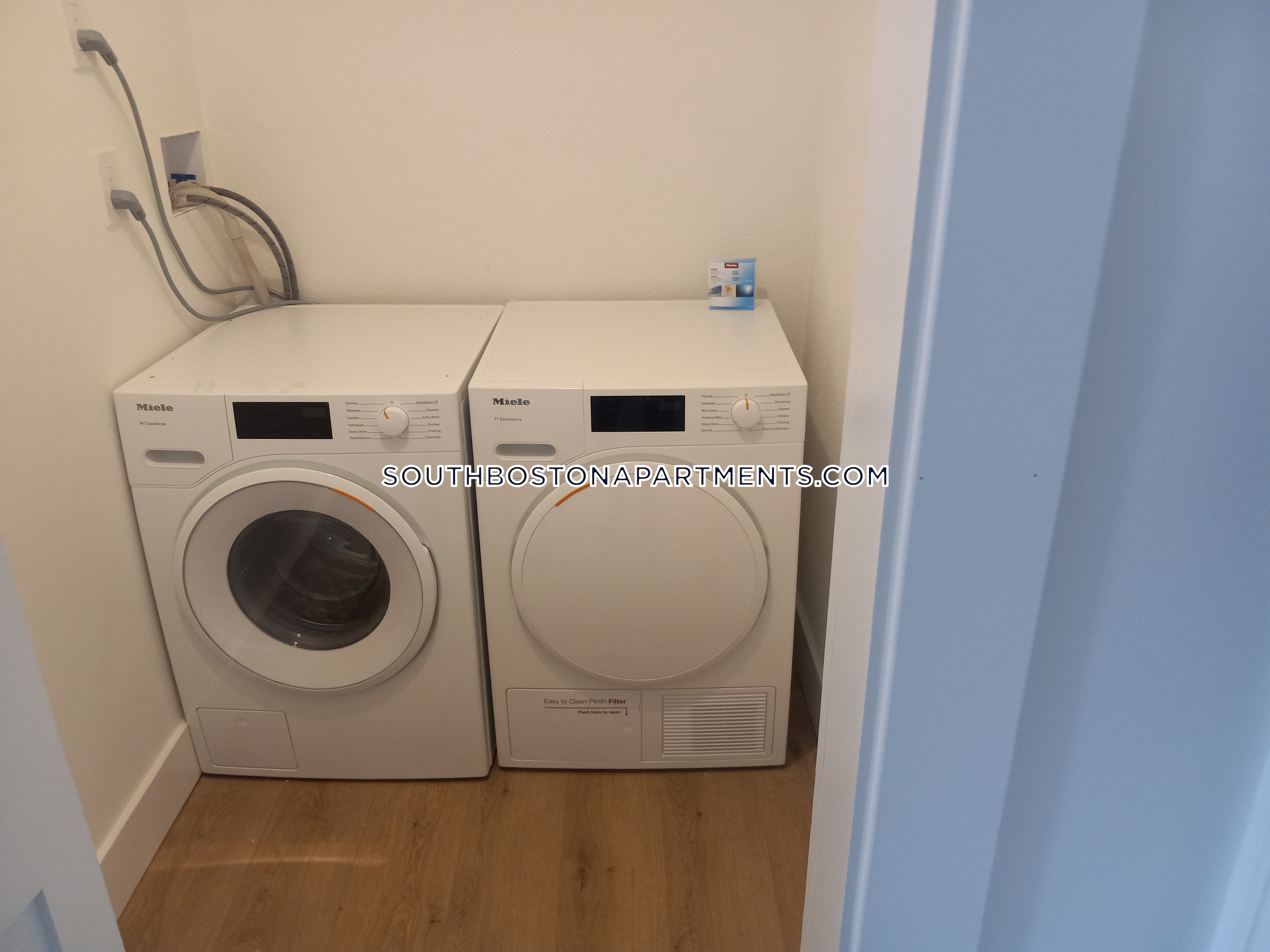 741 6th St, South Boston