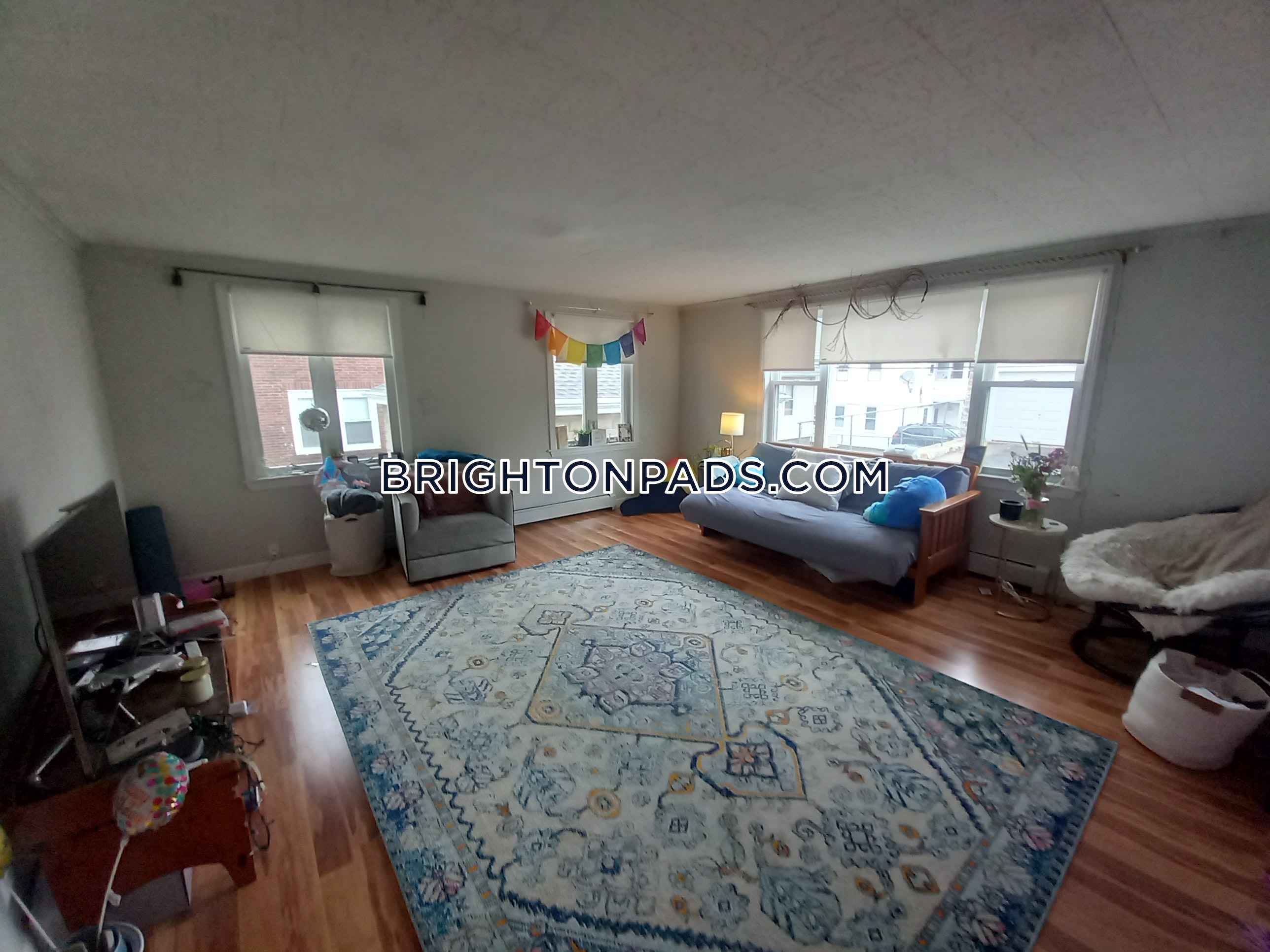 6 Mapleton St, Brighton