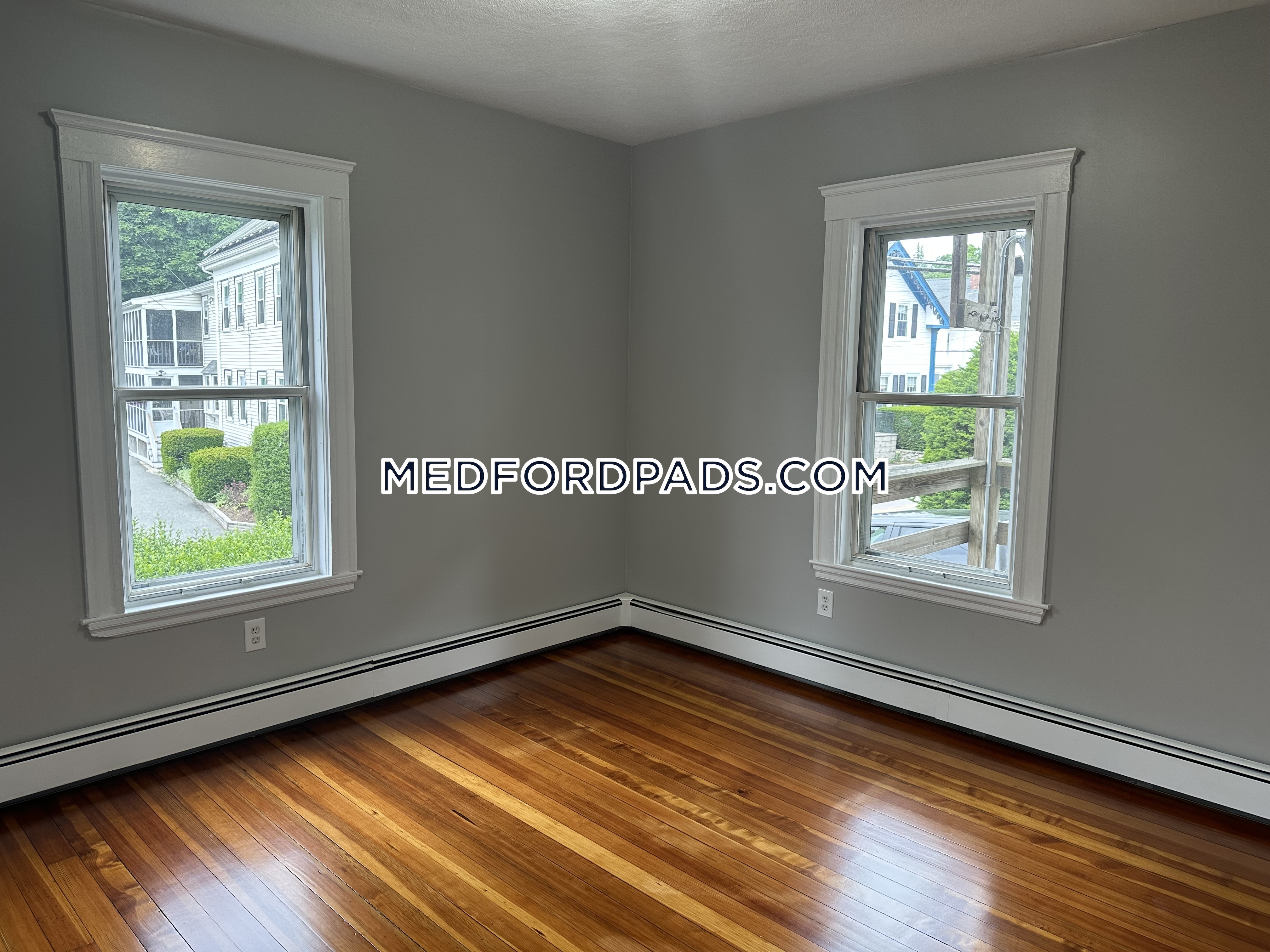 49 Pearl St, Medford