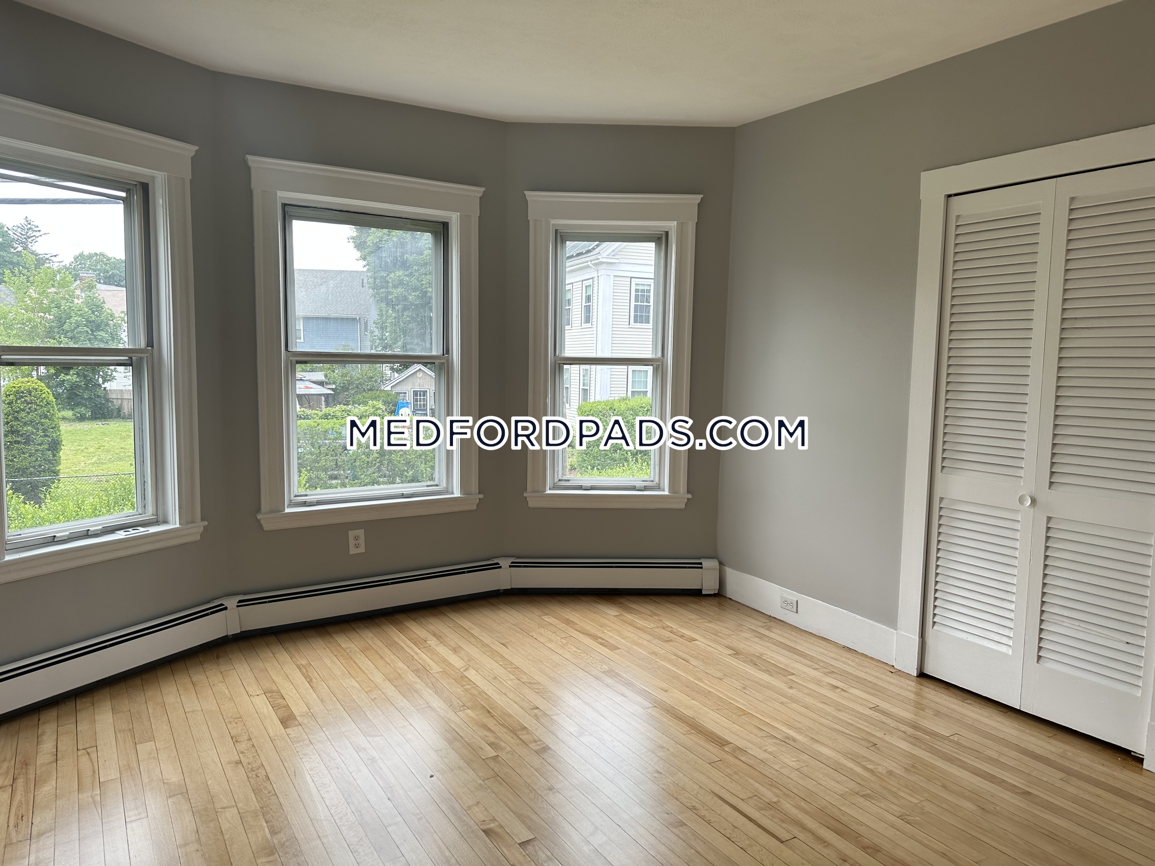 49 Pearl St, Medford