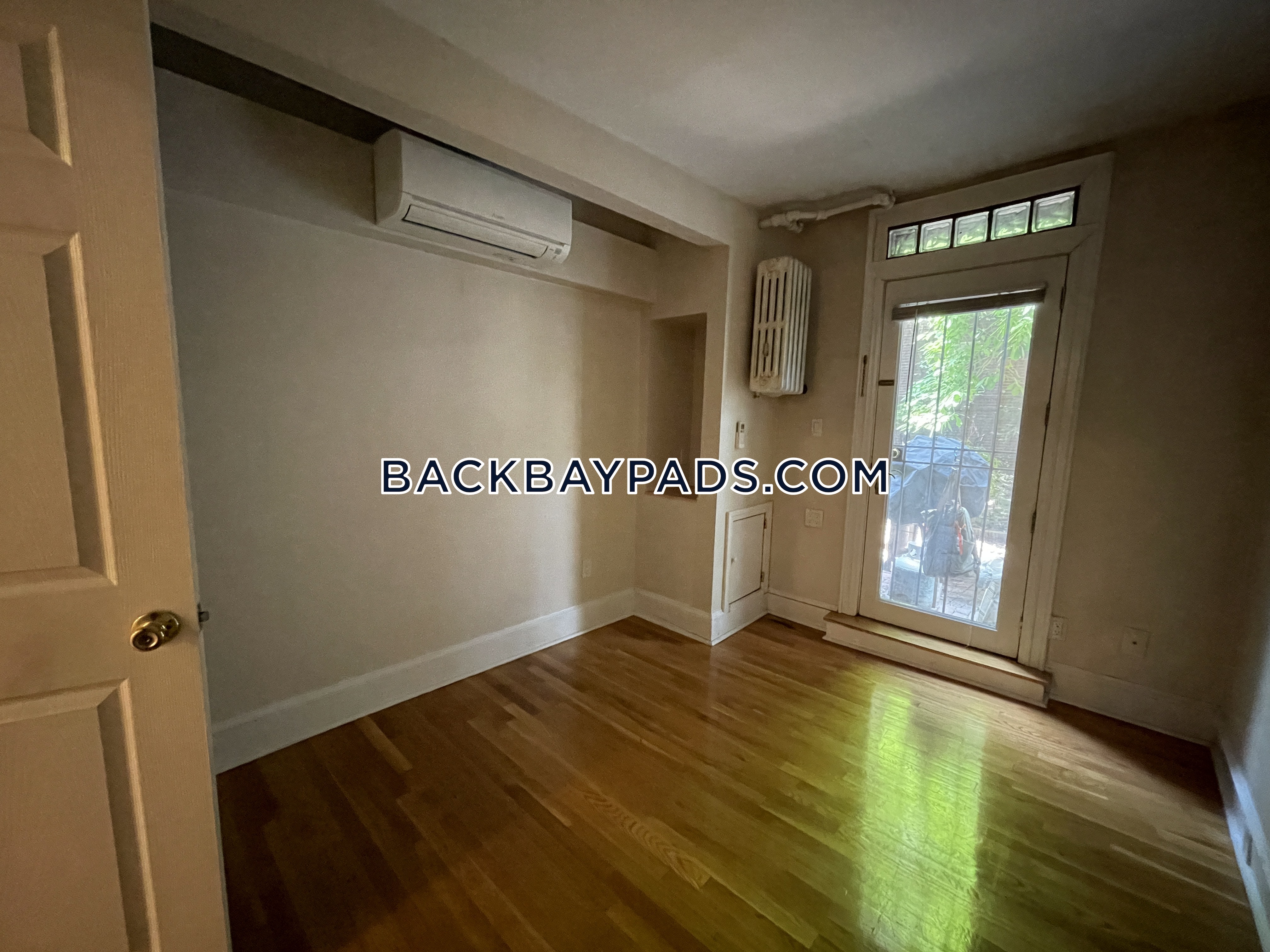 7 Hereford St, Back Bay