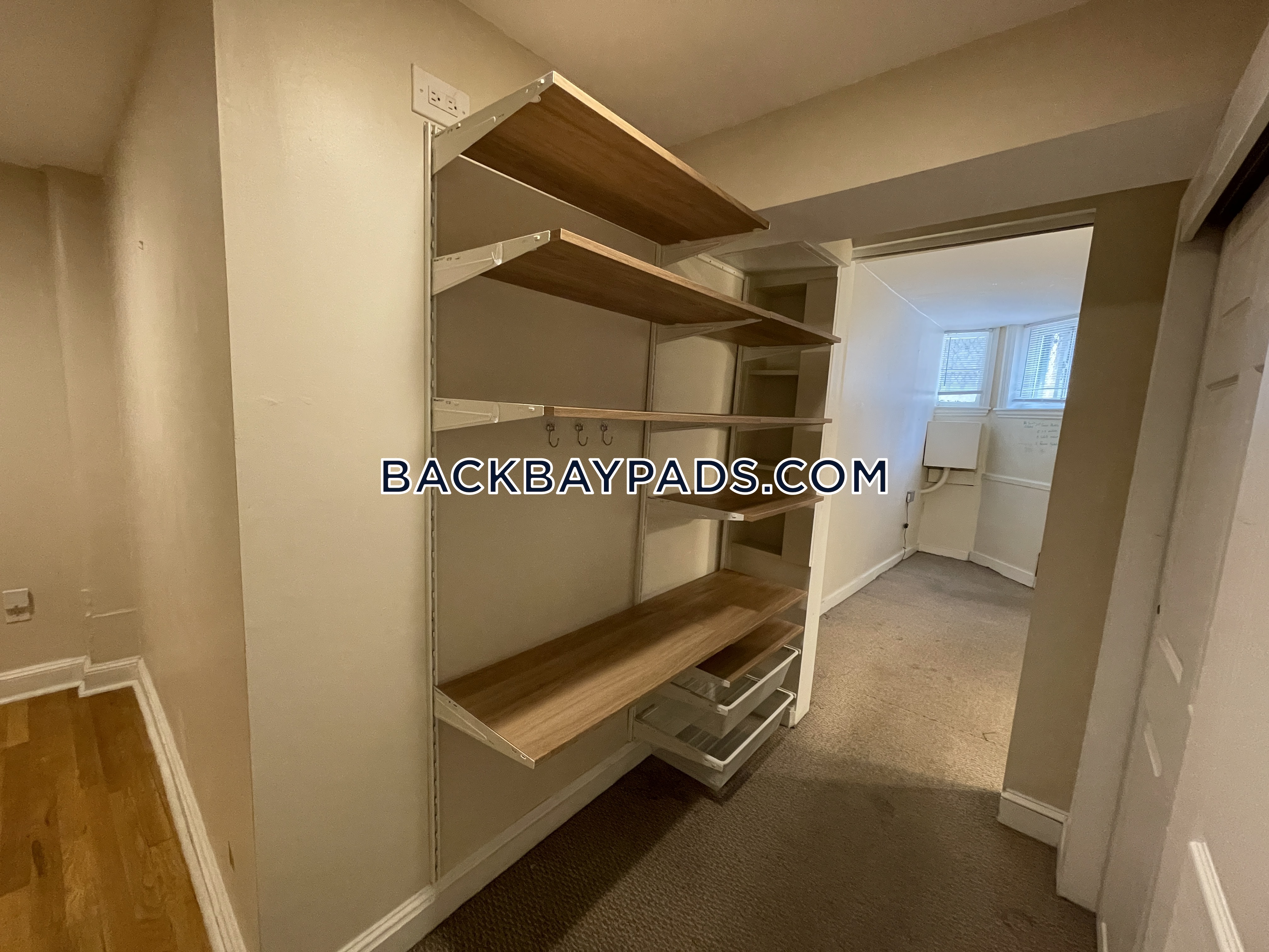 7 Hereford St, Back Bay