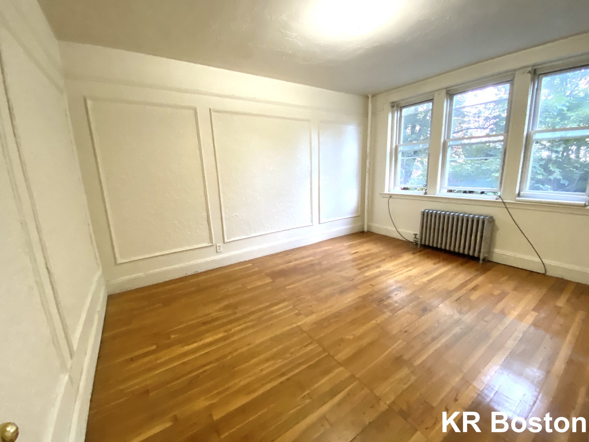 1687 Commonwealth Ave, Brighton