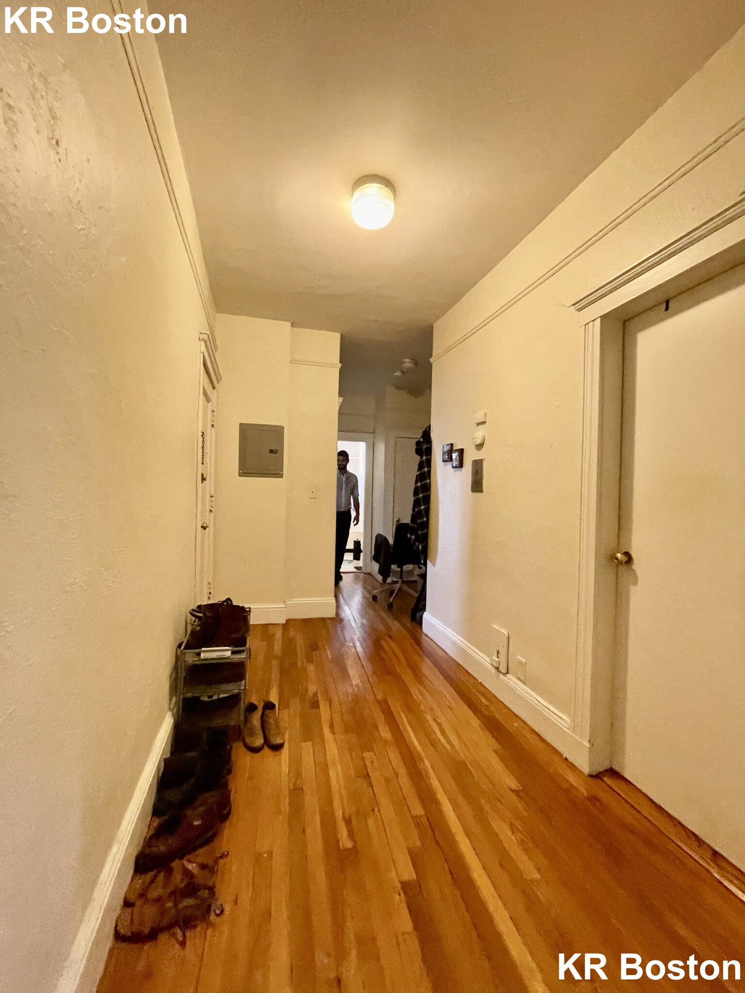 1687 Commonwealth Ave, Brighton