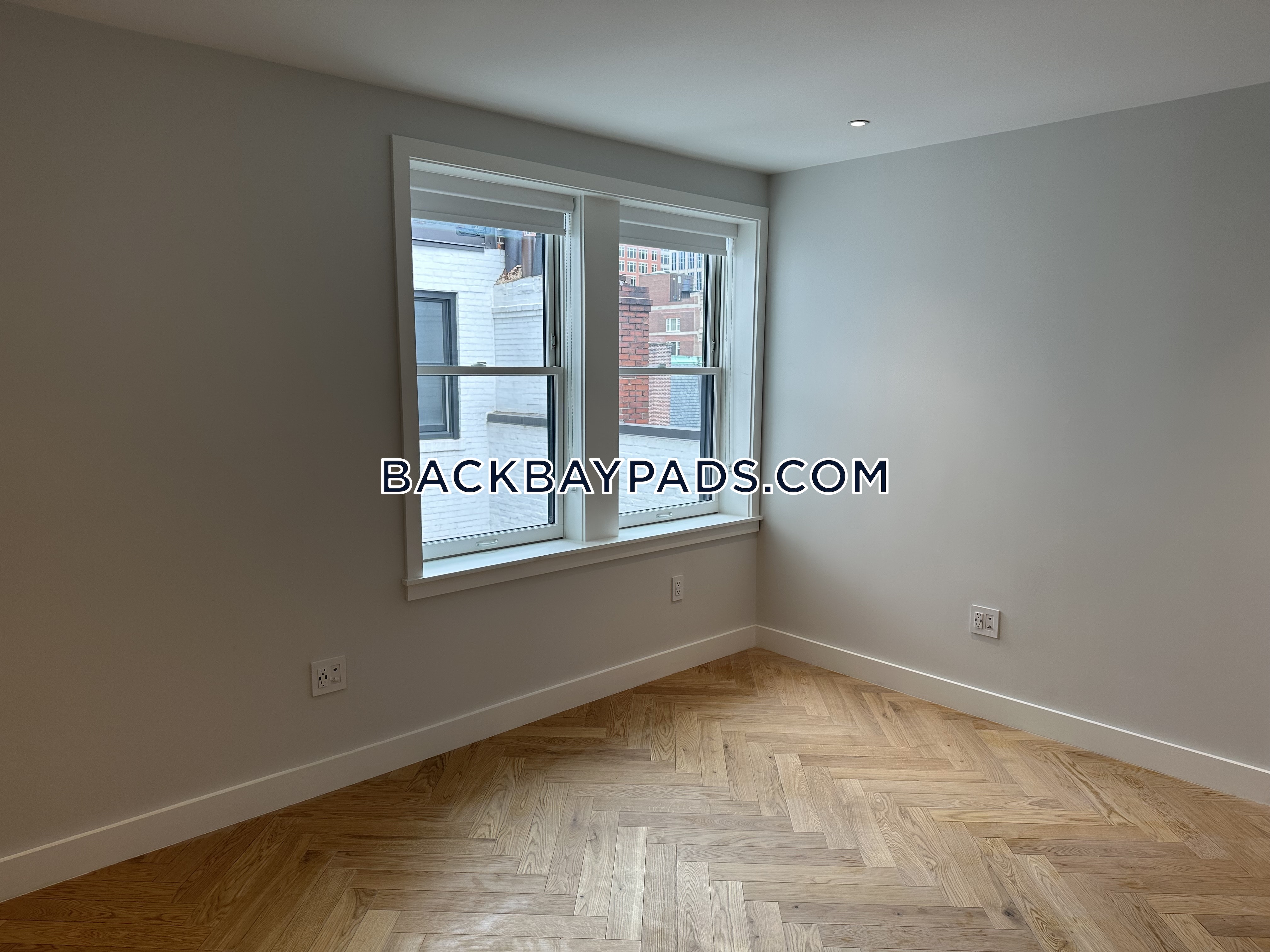 102 Commonwealth Ave, Back Bay