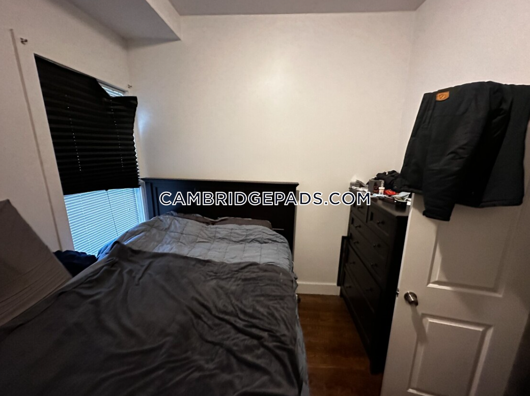 376.1 Windsor St, East Cambridge