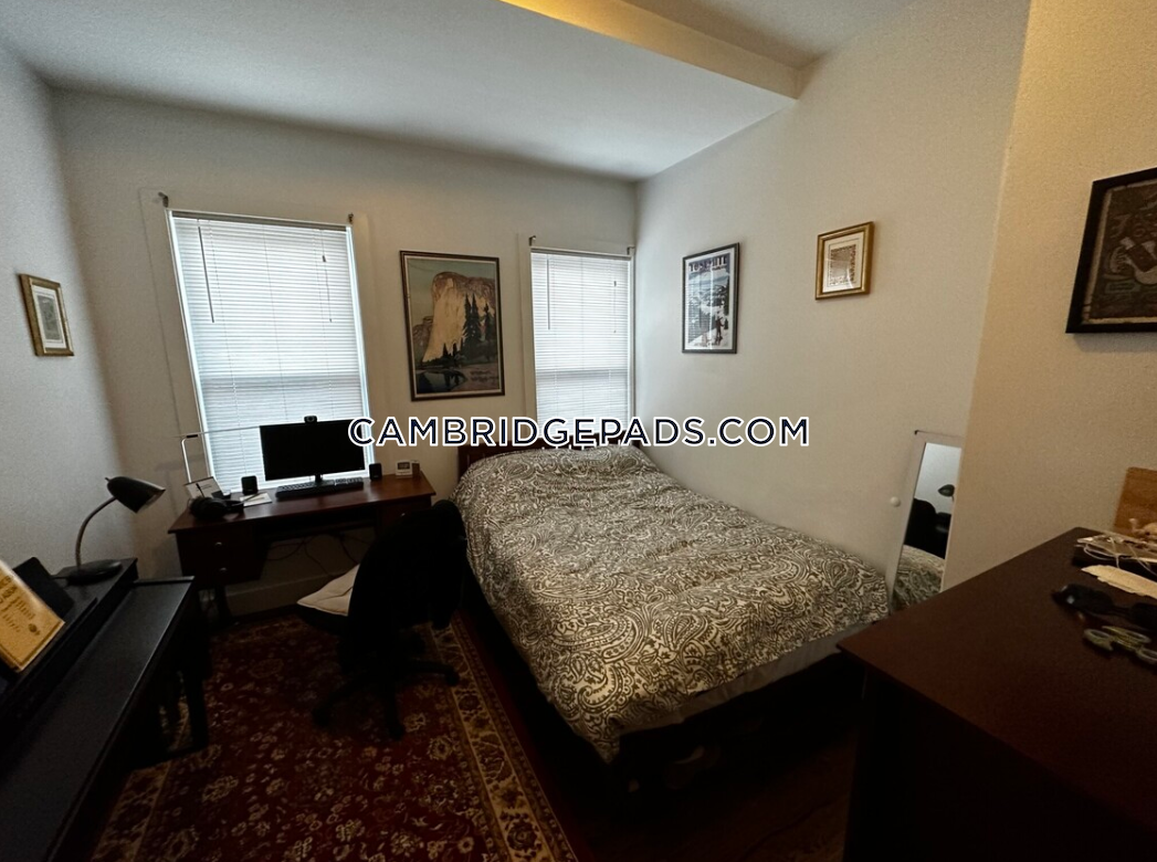 376.1 Windsor St, East Cambridge