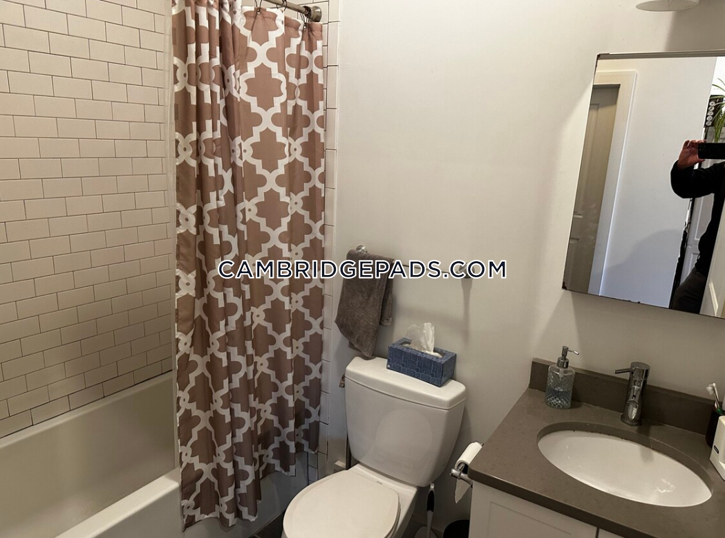 376.1 Windsor St, East Cambridge