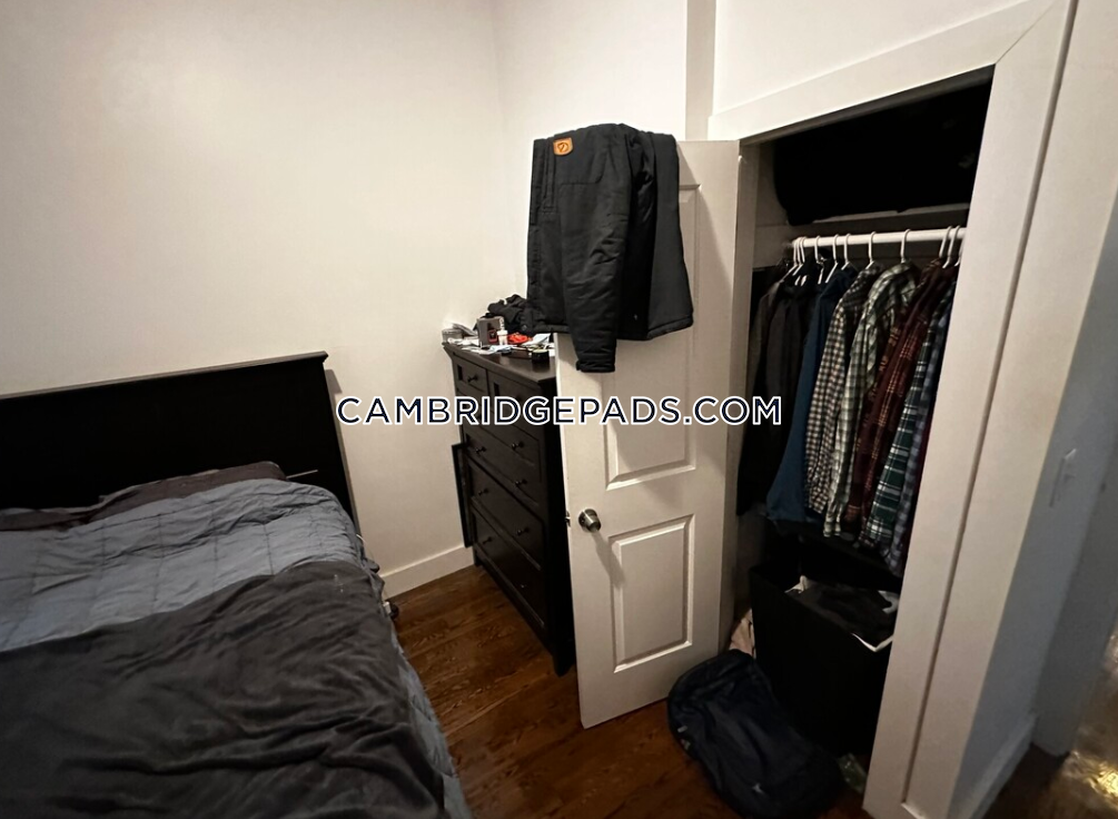 376.1 Windsor St, East Cambridge