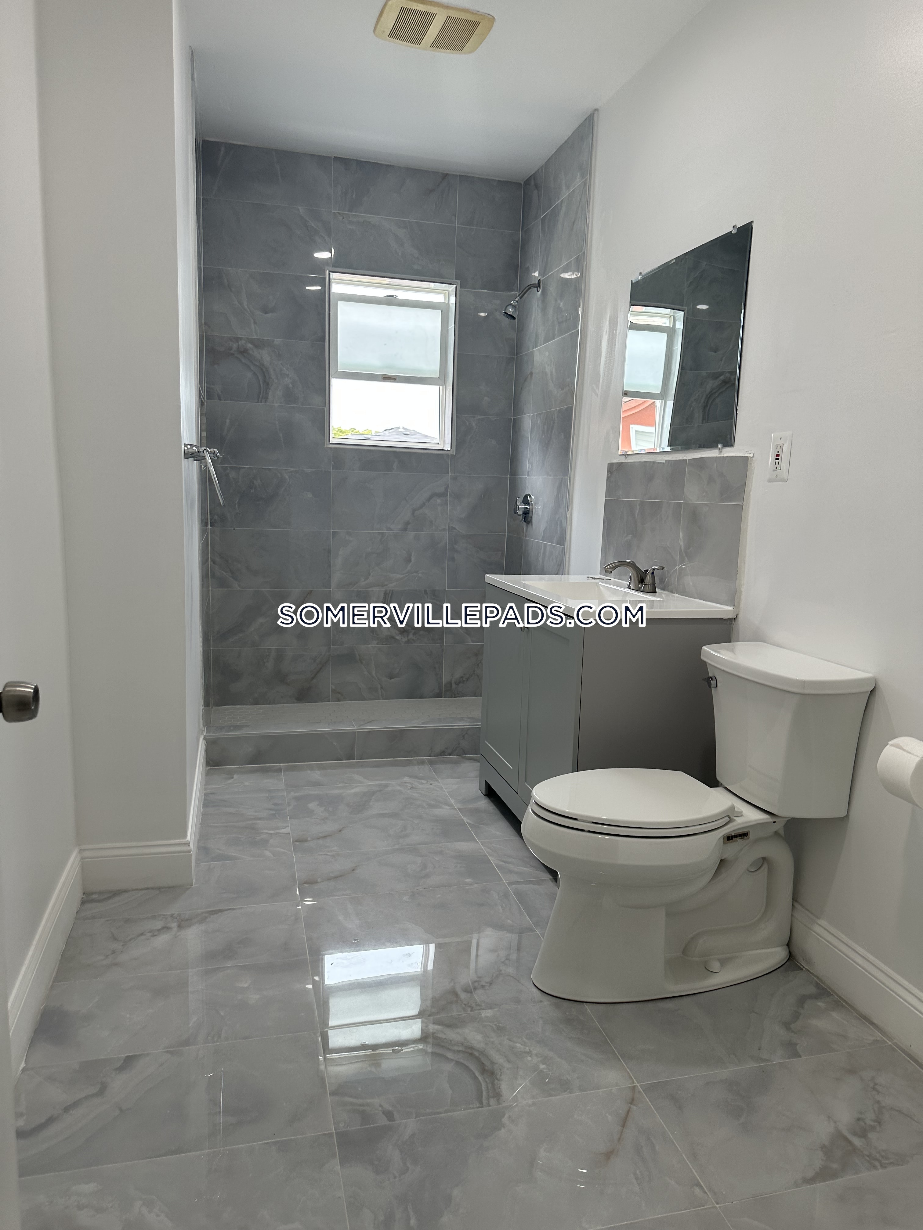 56 Pinckney St, East Somerville