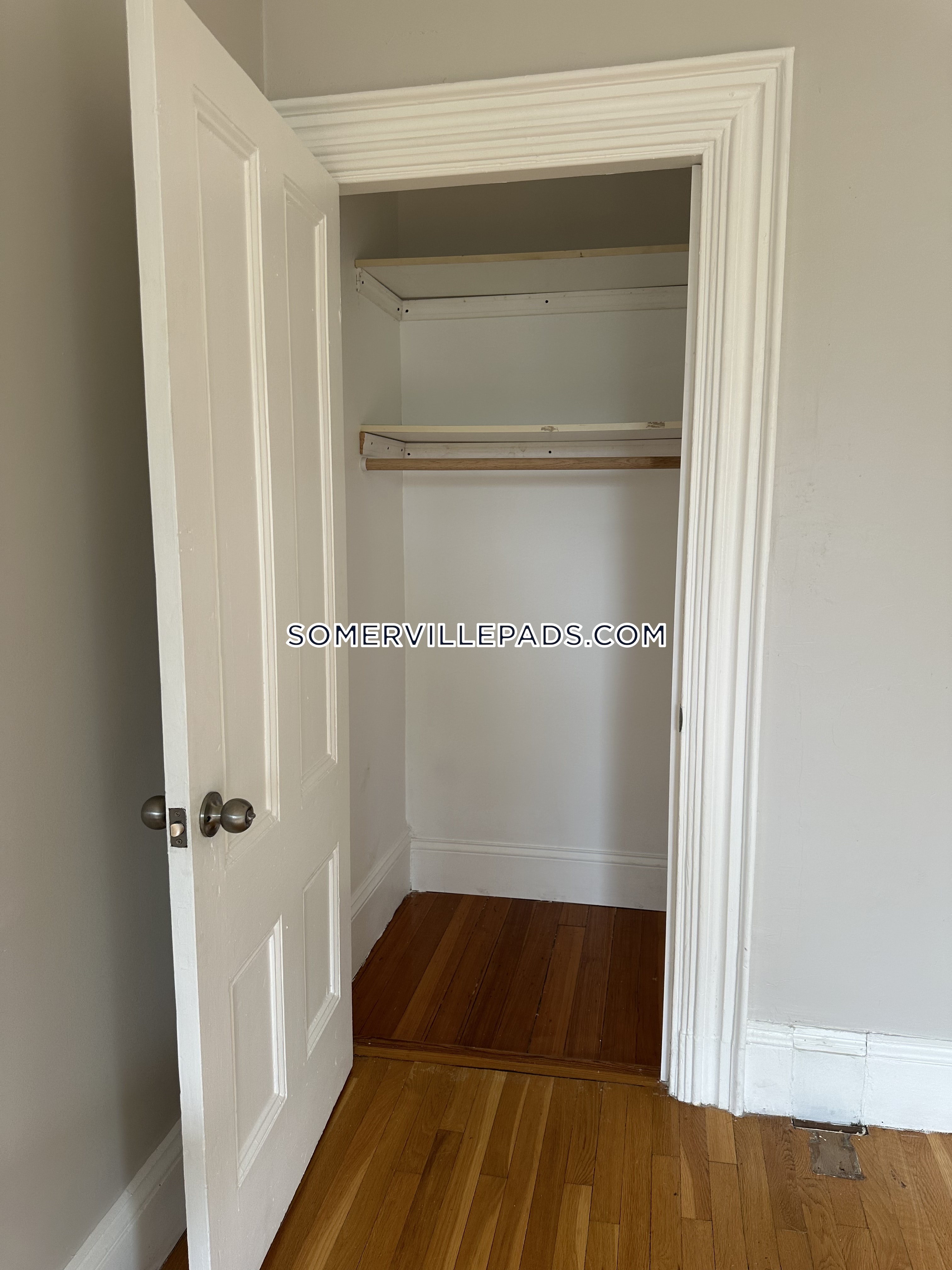 56 Pinckney St, East Somerville