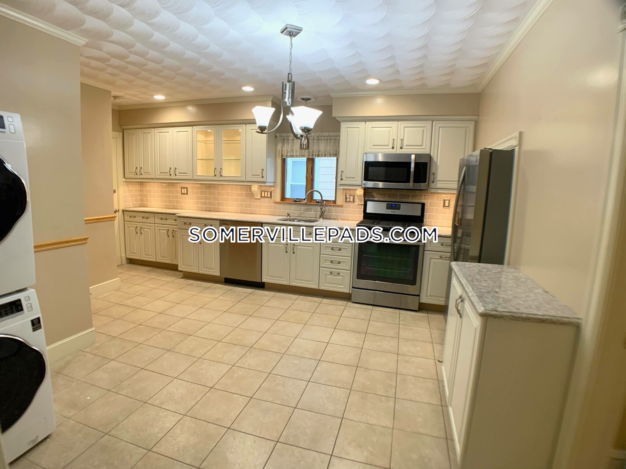 182 Cedar St, Davis Square