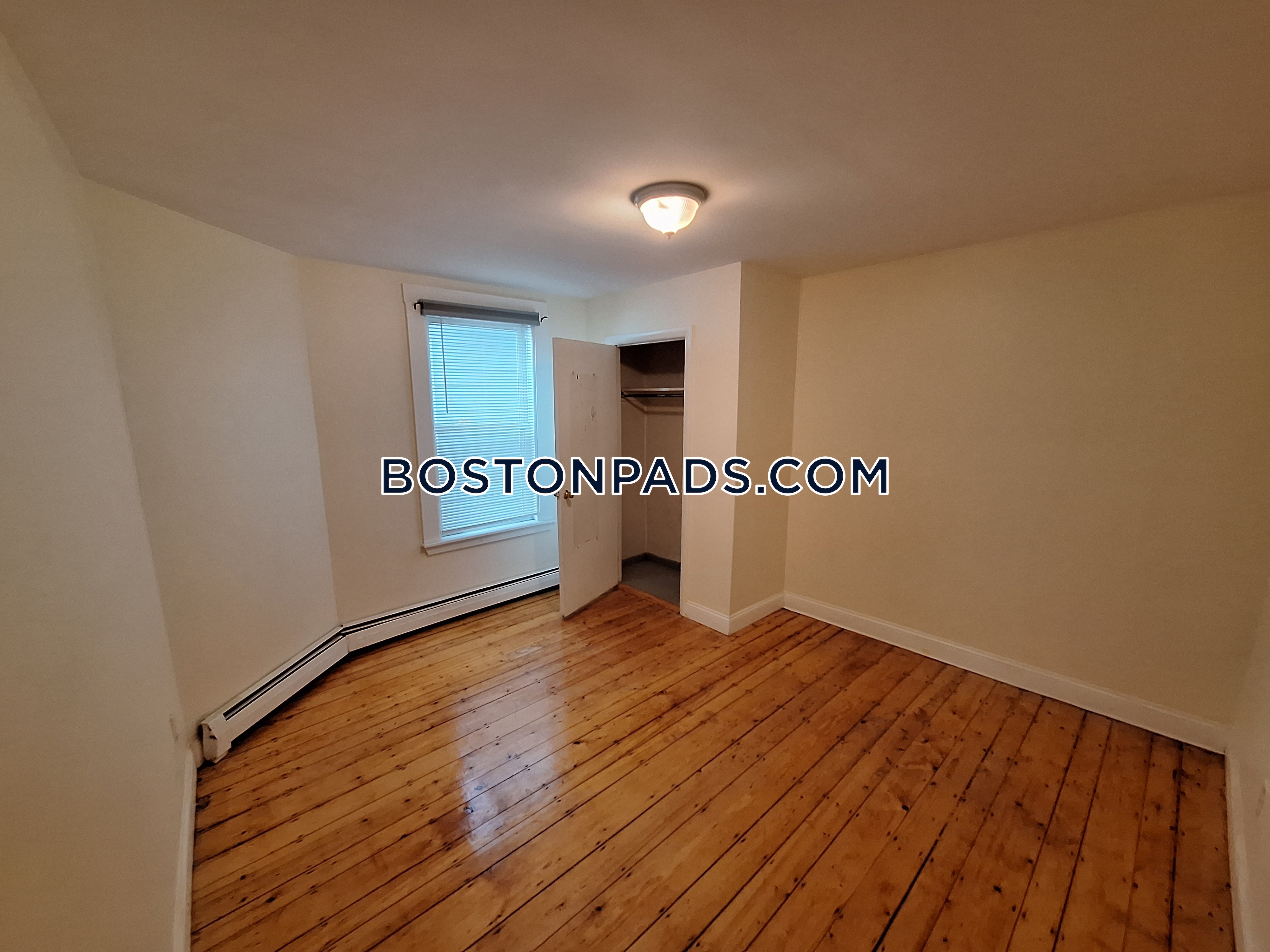 64 Pleasant St, Cambridgeport