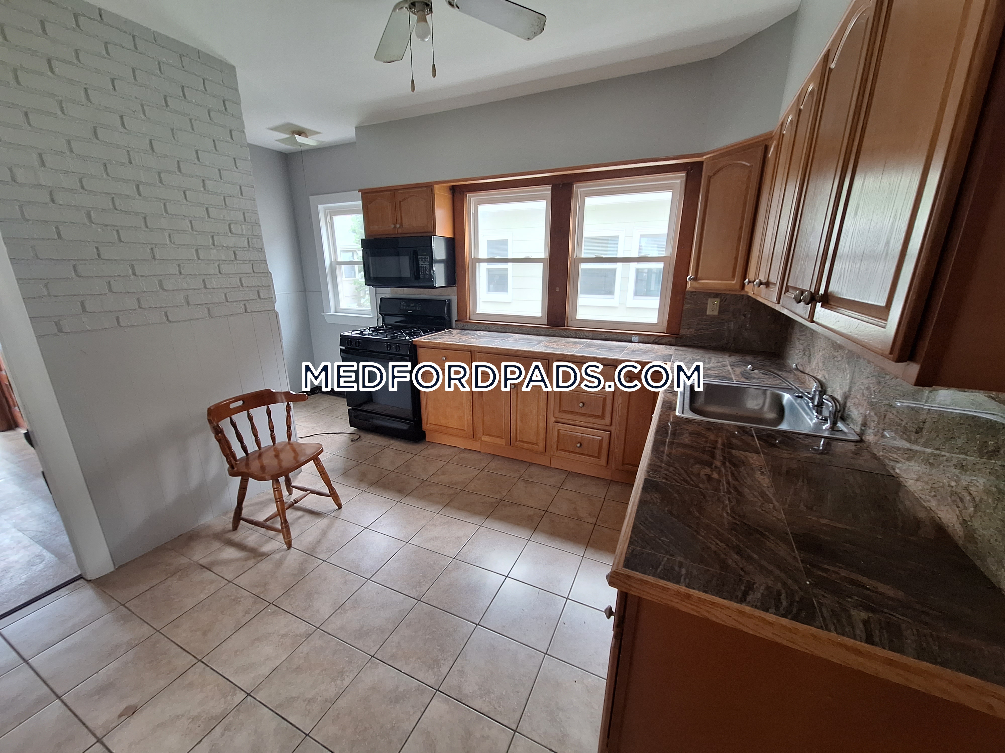 47 Pearl St, Tufts University