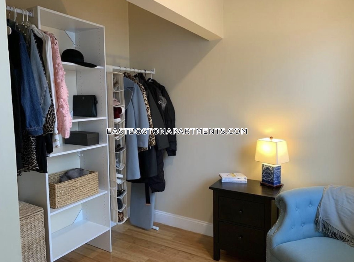 233 Chelsea St, East Boston