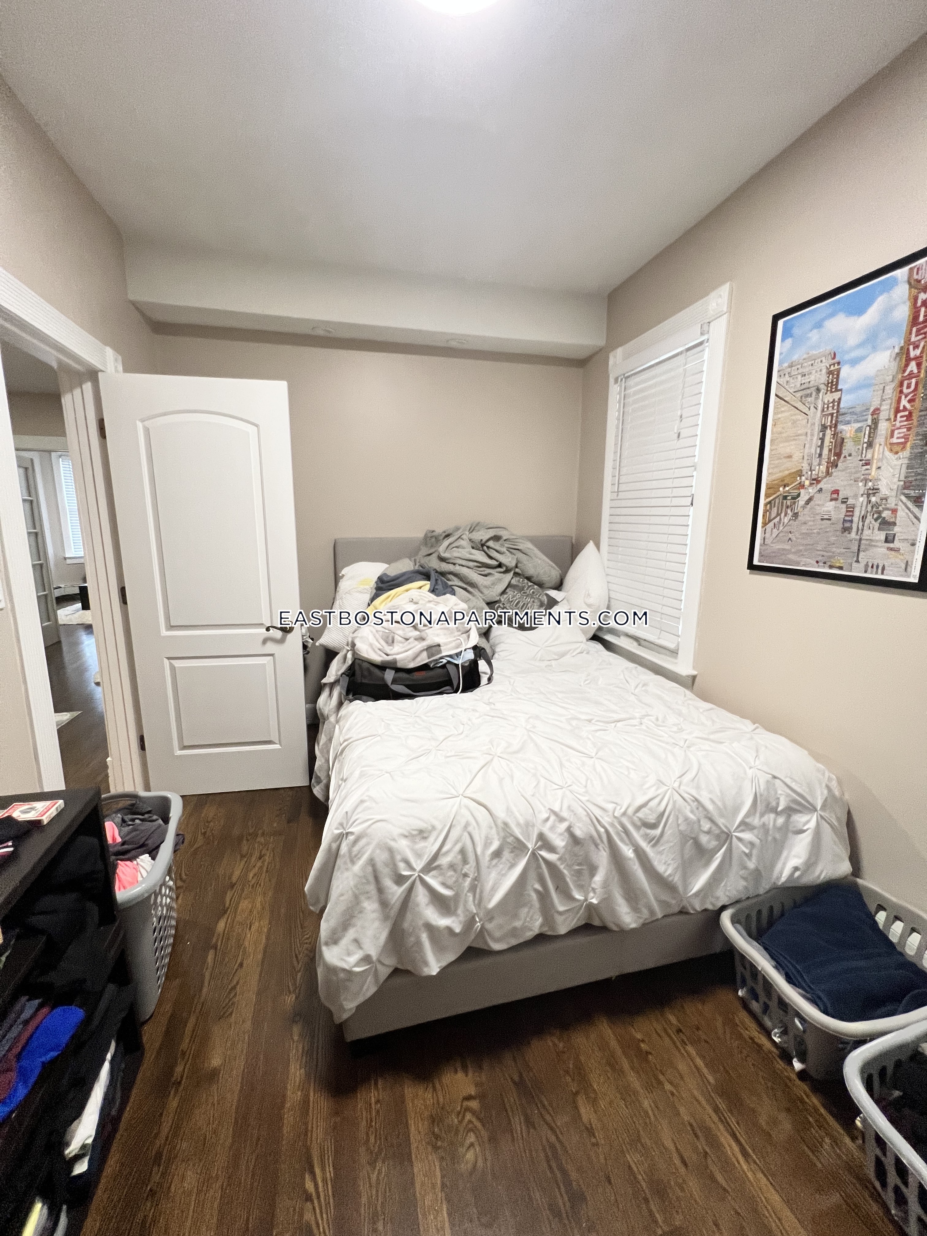 119 Falcon St, East Boston