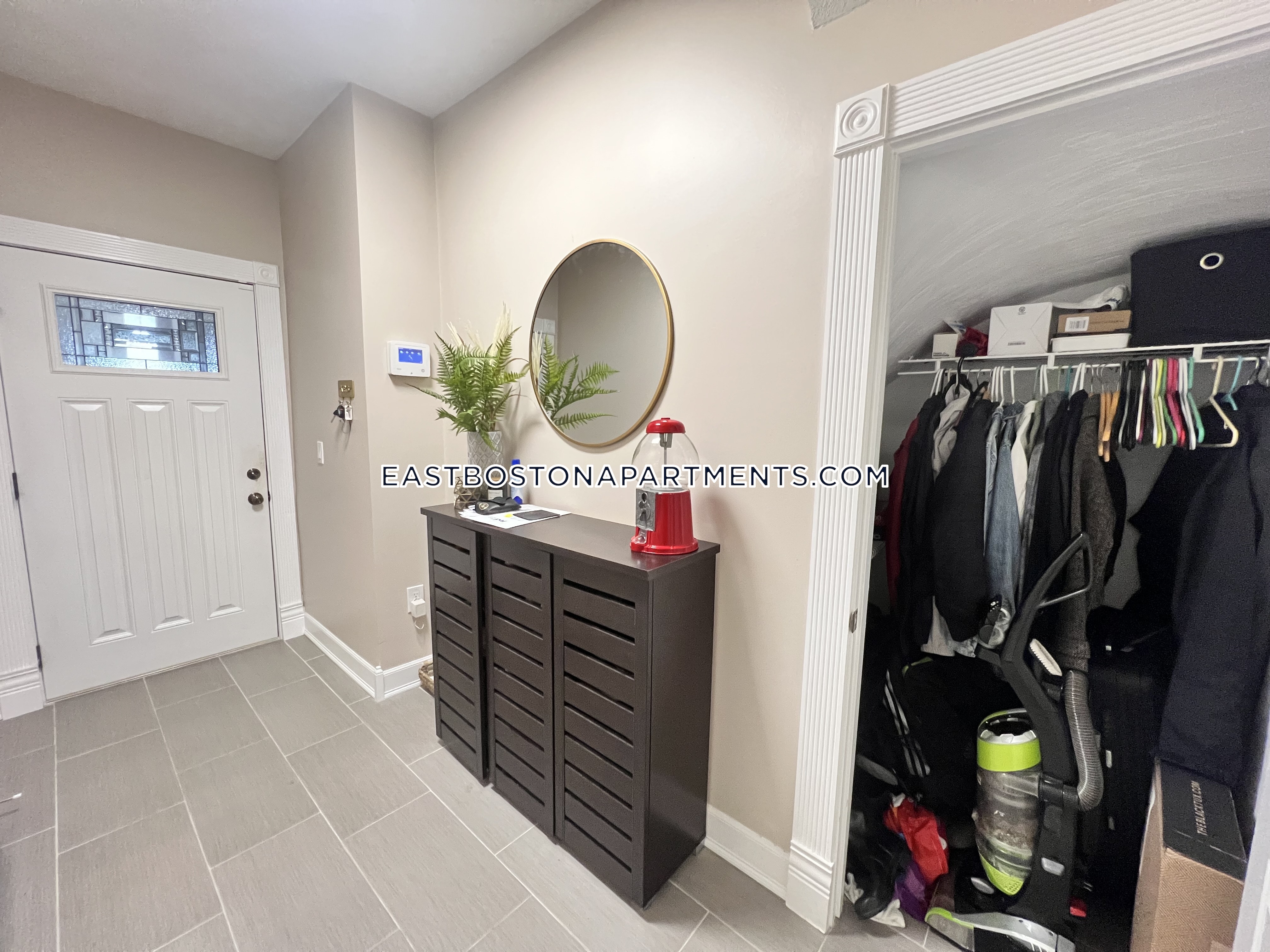 119 Falcon St, East Boston