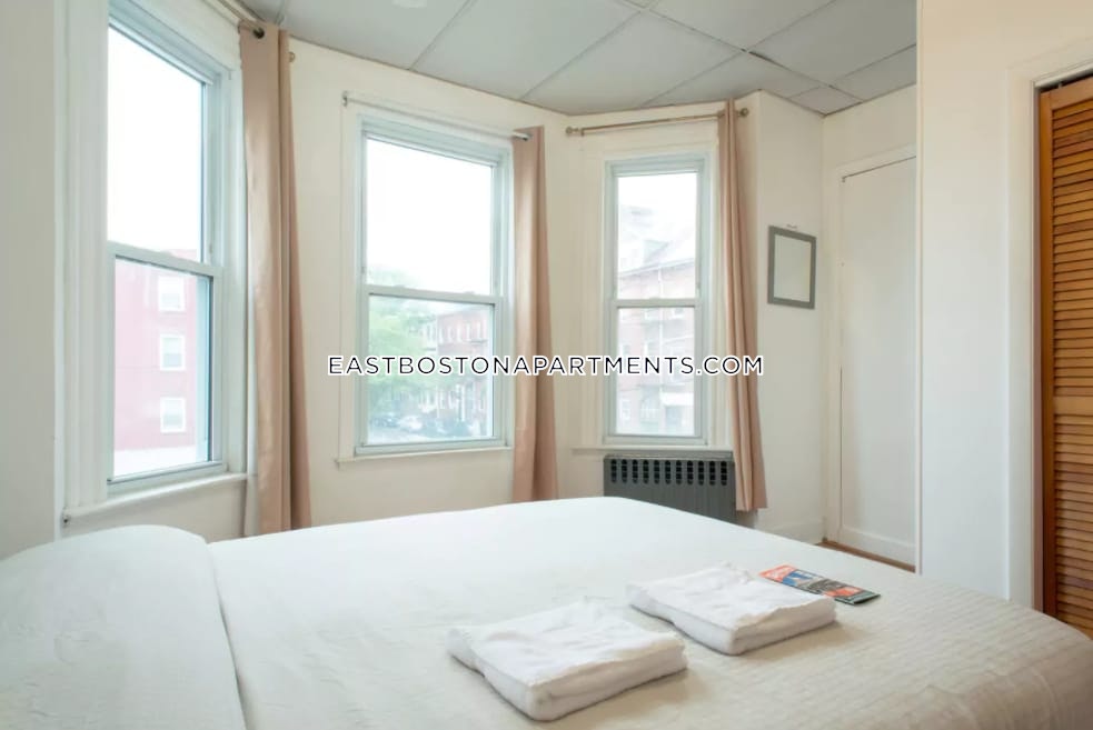 28 Orleans St, East Boston