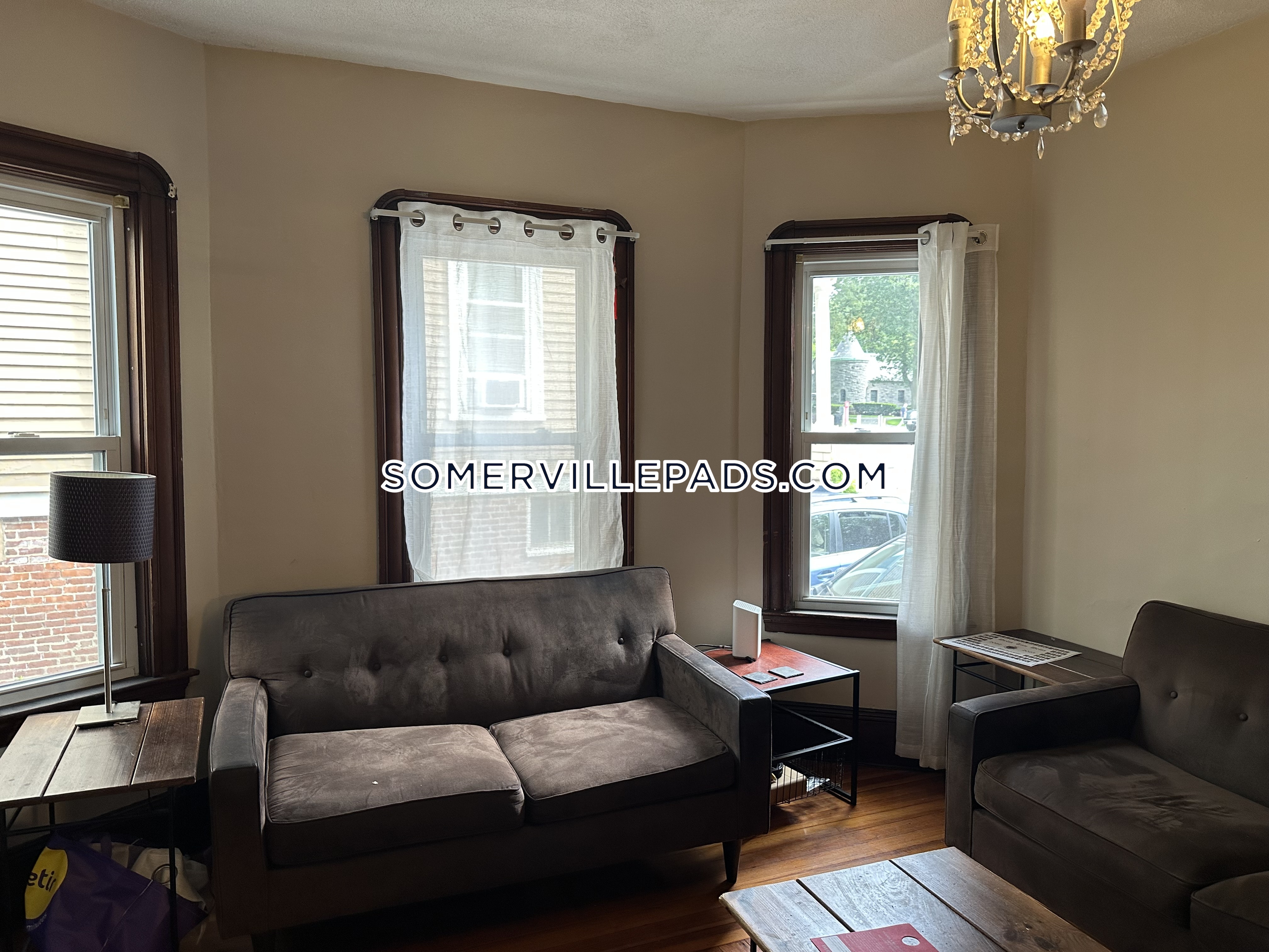 197 College Ave, Davis Square