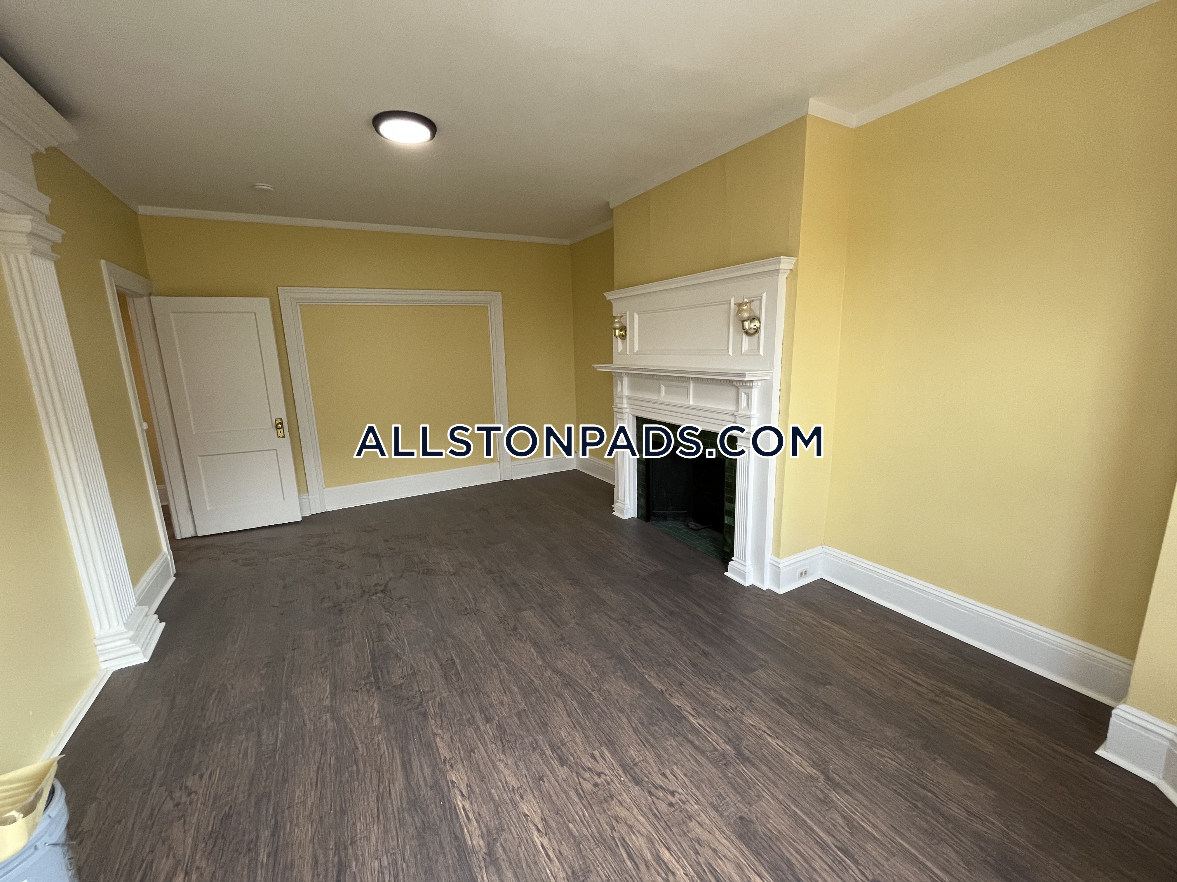 12 Glenville Ave, Allston