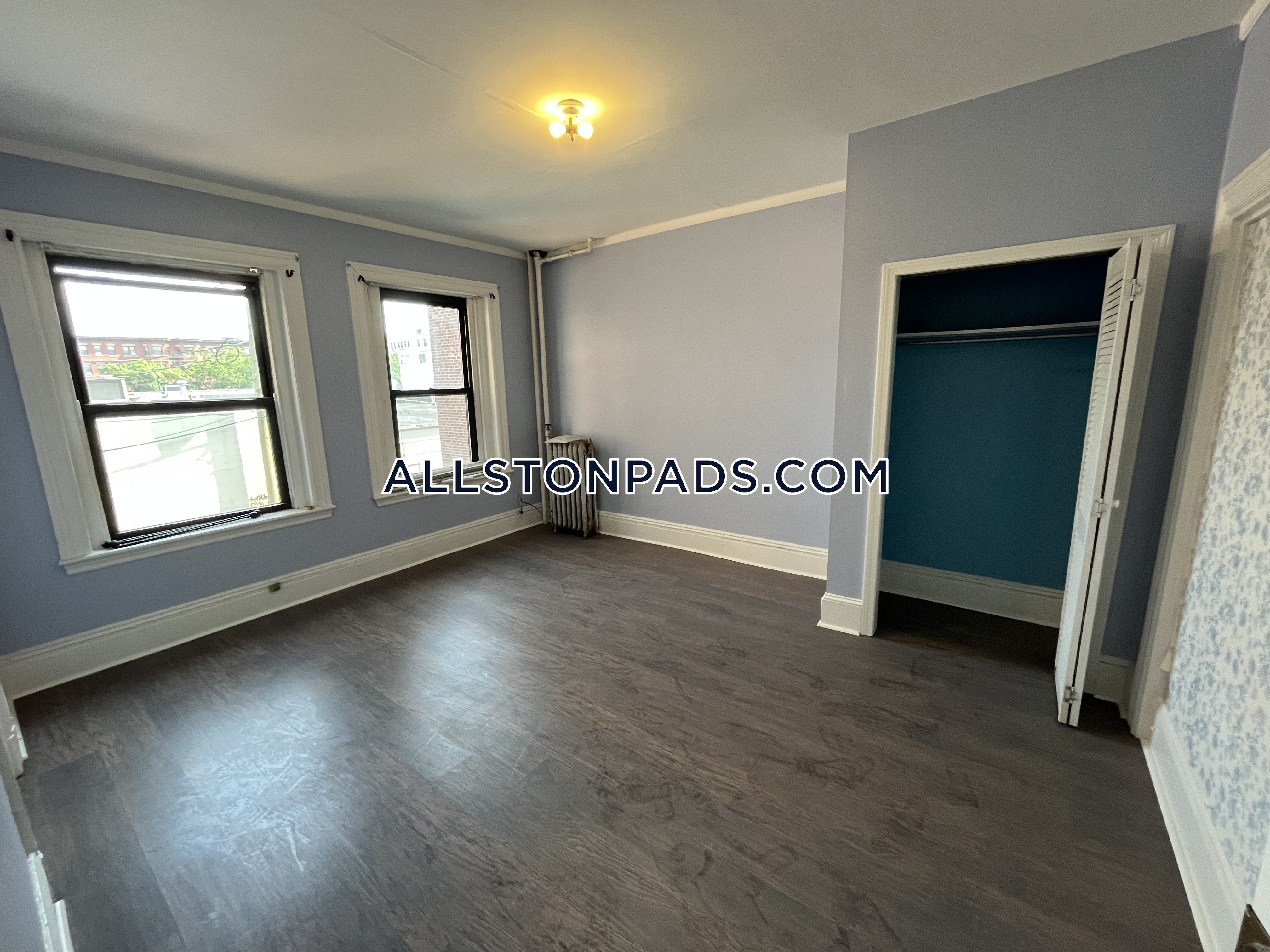 12 Glenville Ave, Allston