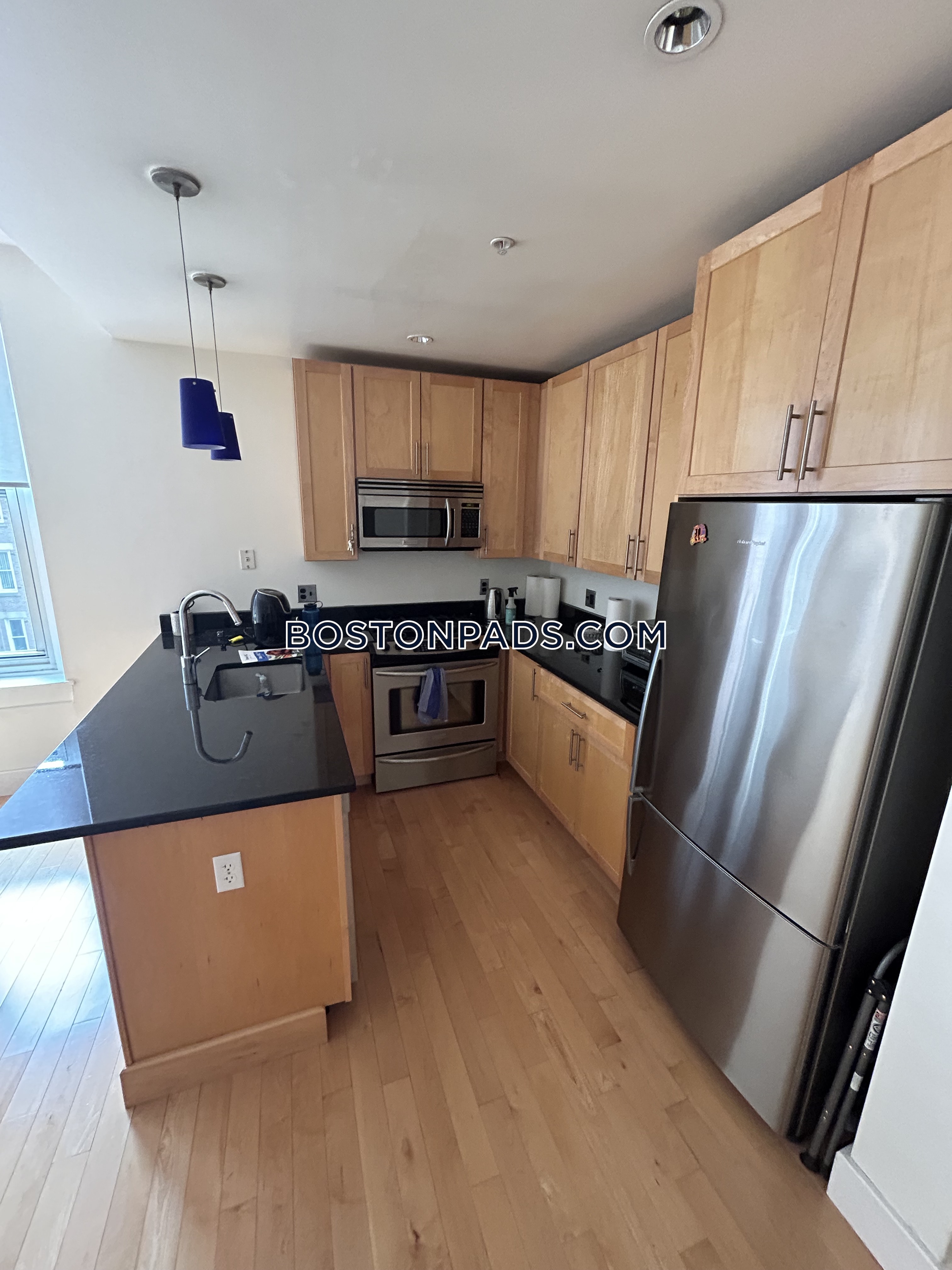 70 Lincoln St, Chinatown