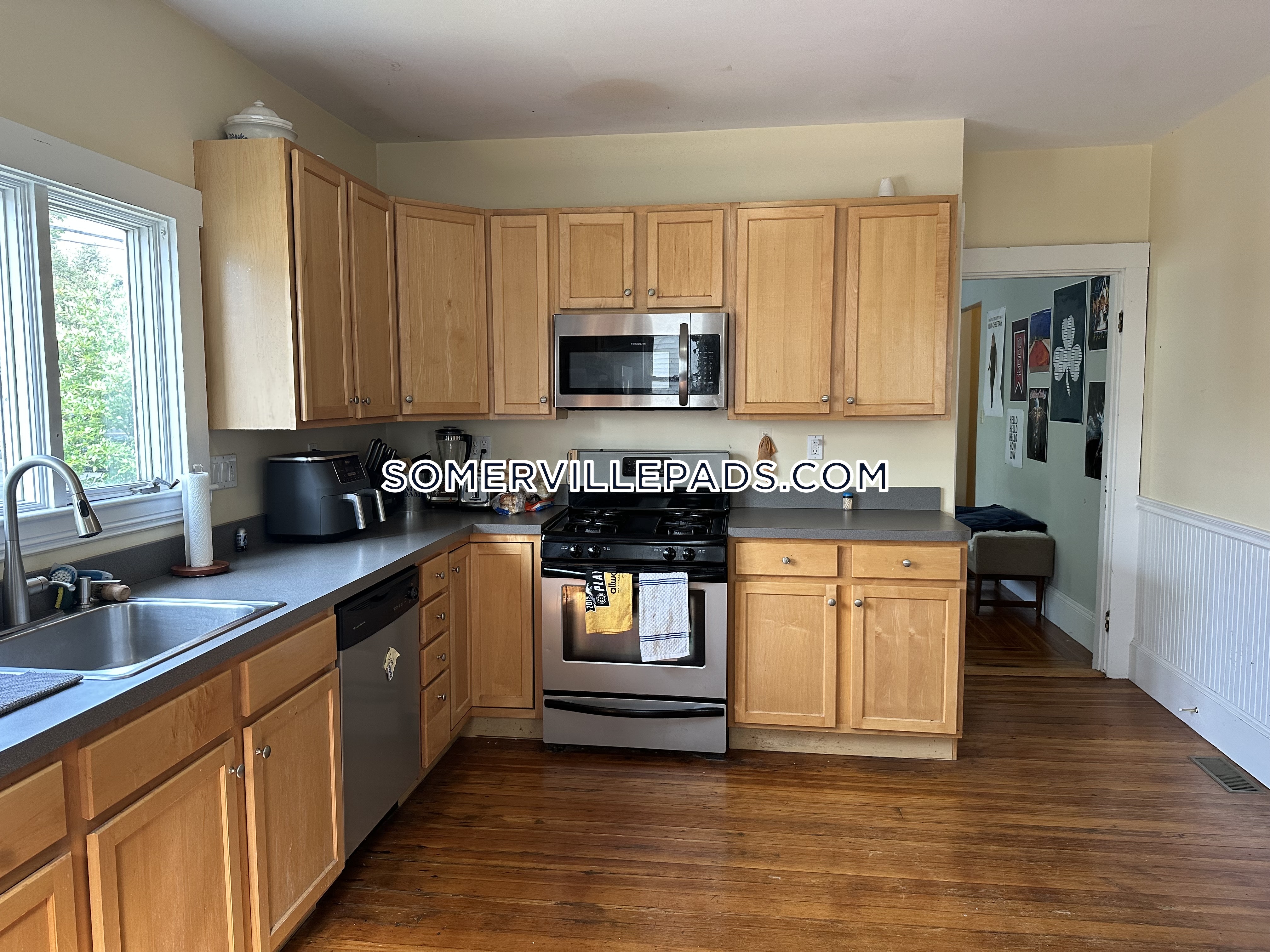 21 Packard Ave, Davis Square